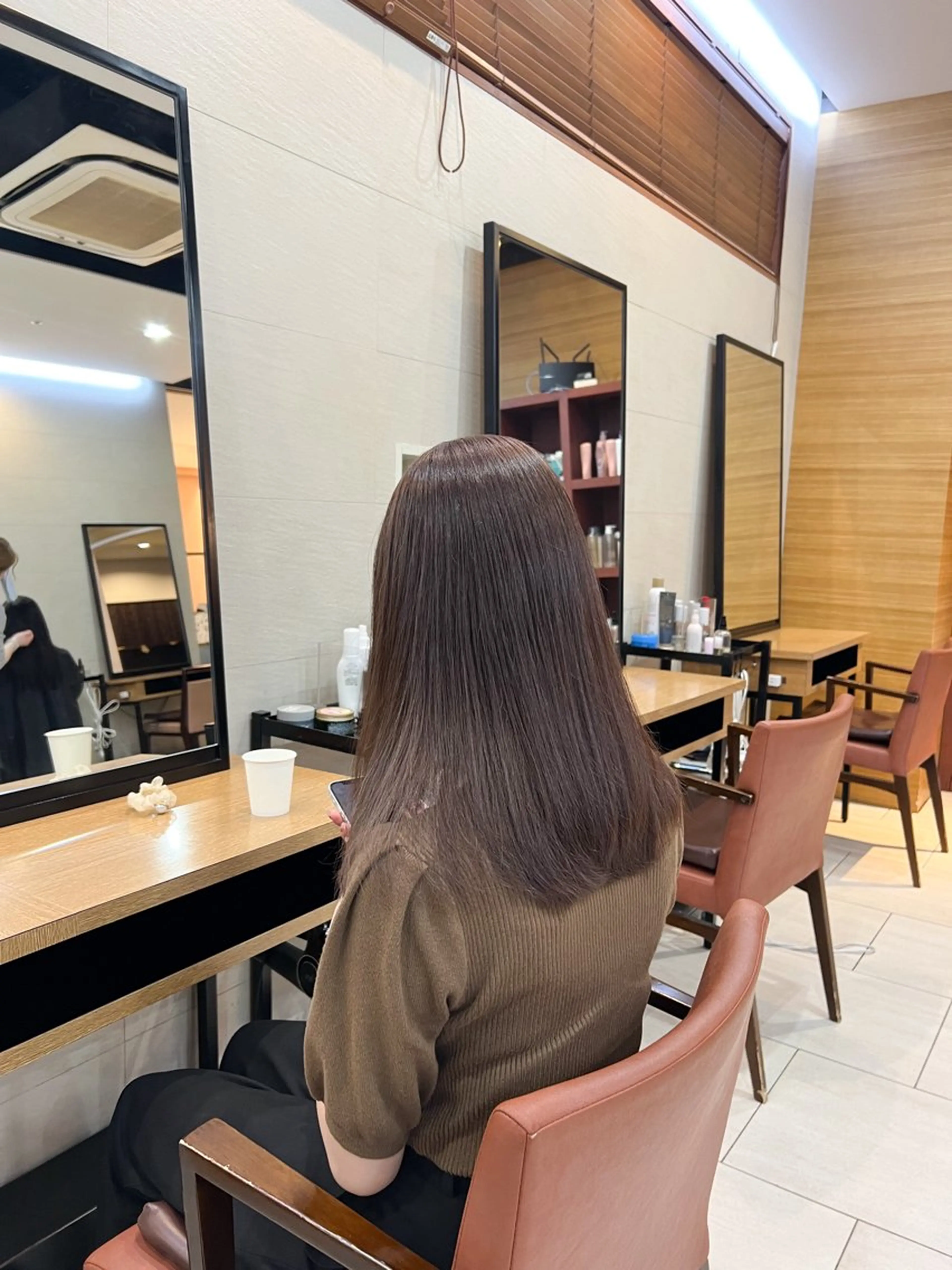 セミロング カラー 透明感カラー ヘアカラー トリートメント 艶カラー/透明感 /ヒグチアオイのヘアスタイル