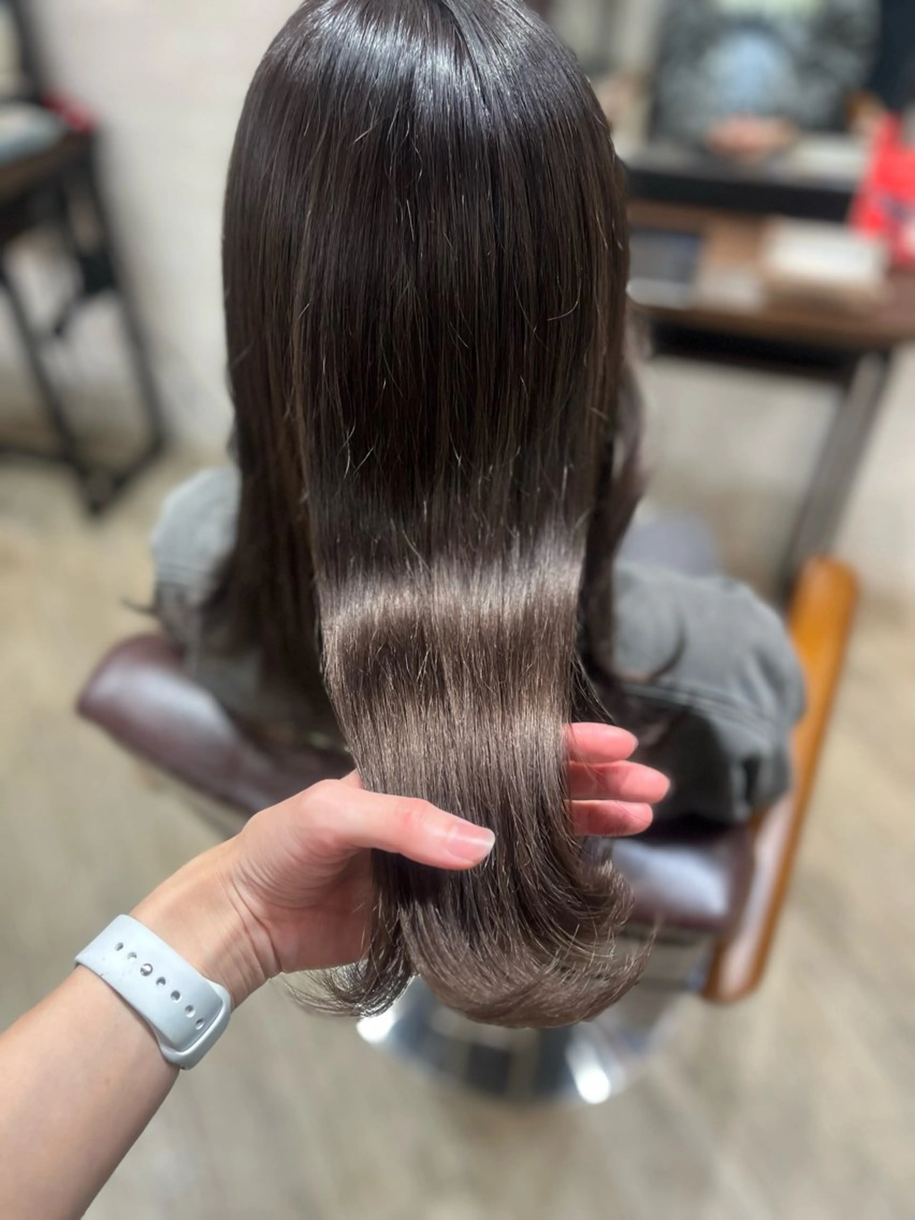 セミロング カラー ベージュカラー ブリーチ 透明感カラー カット ヘアカラー トリートメント 🫧ぷる艶カラー🫧 Yuubi🦩のヘアスタイル