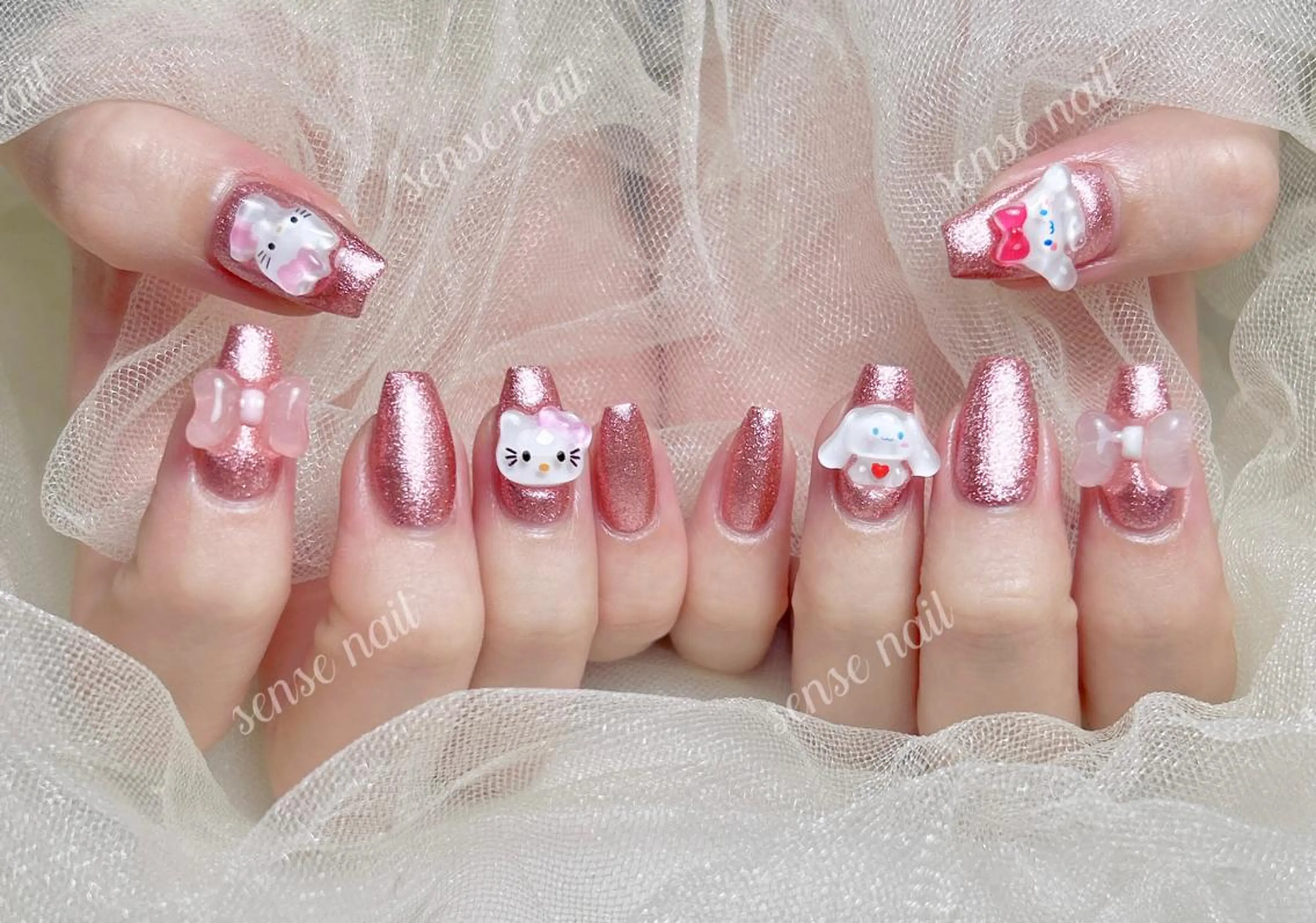 ネイル Kurieitibu 🍬Byu~tīのネイルデザイン