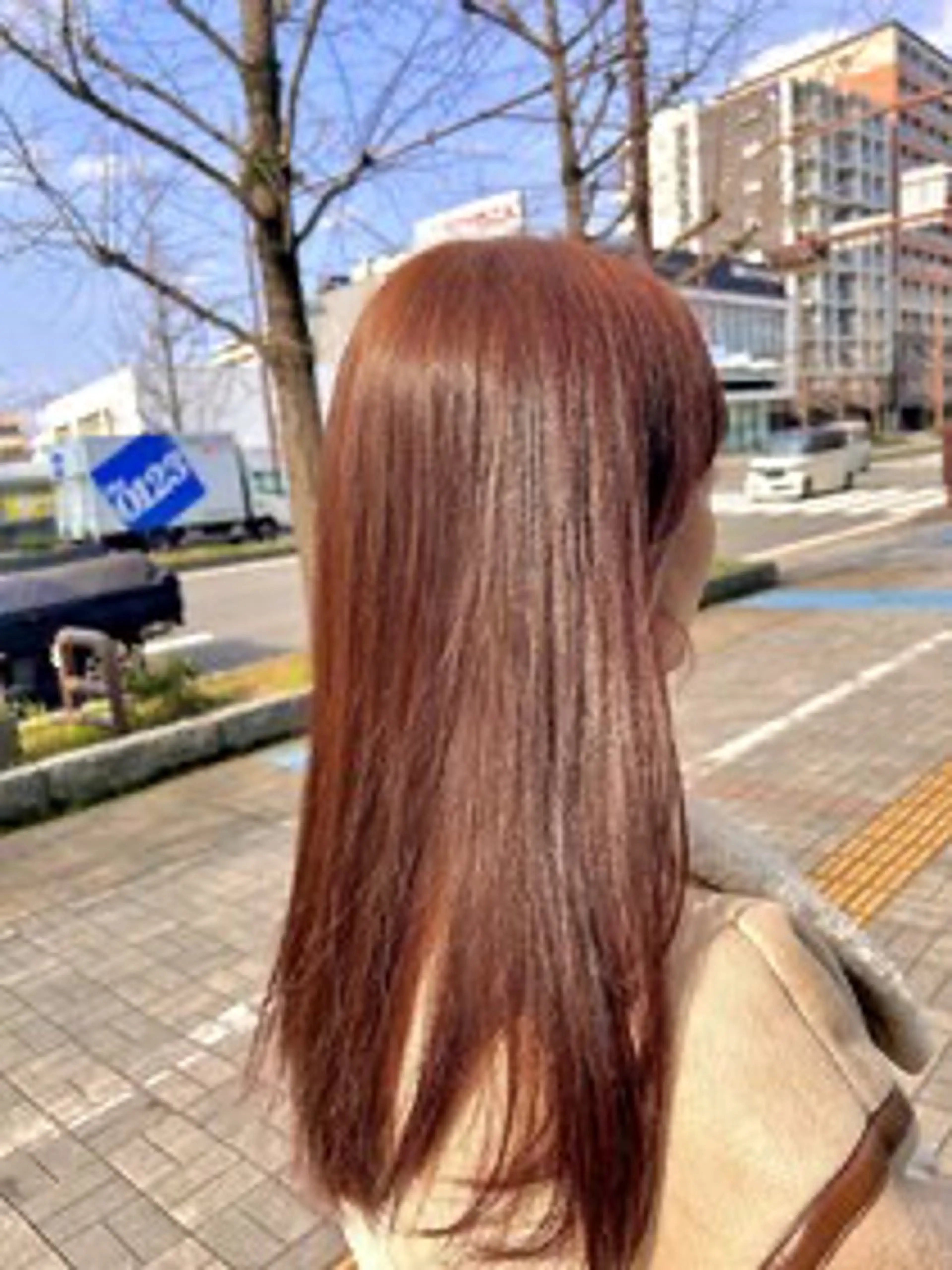 ロング カラー オレンジ NICCOLO 西新のヘアスタイル