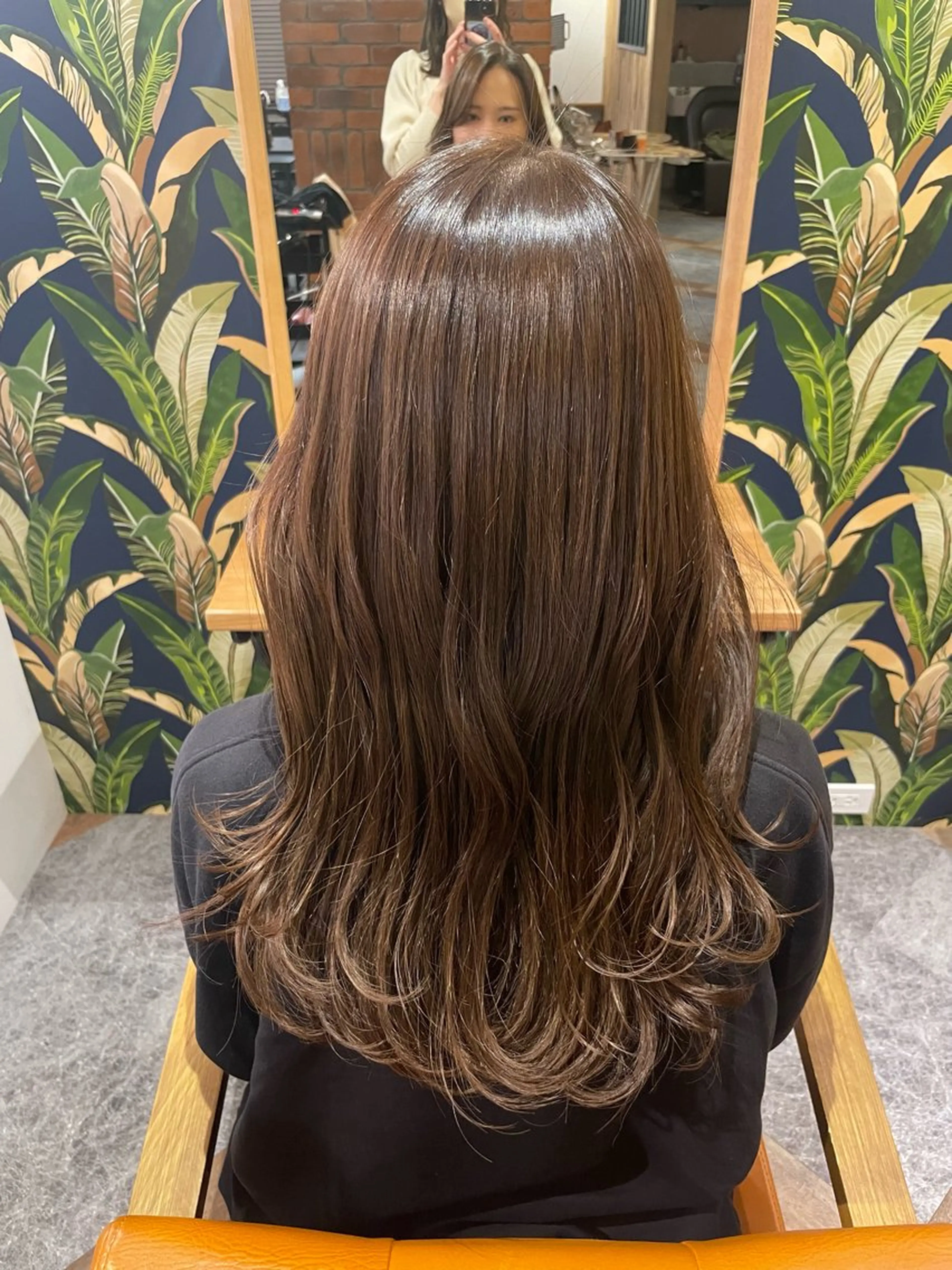セミロング カラー moon 武蔵小杉所属・ヤマザキ アイ🕊 くすみカラー👒のヘアスタイル