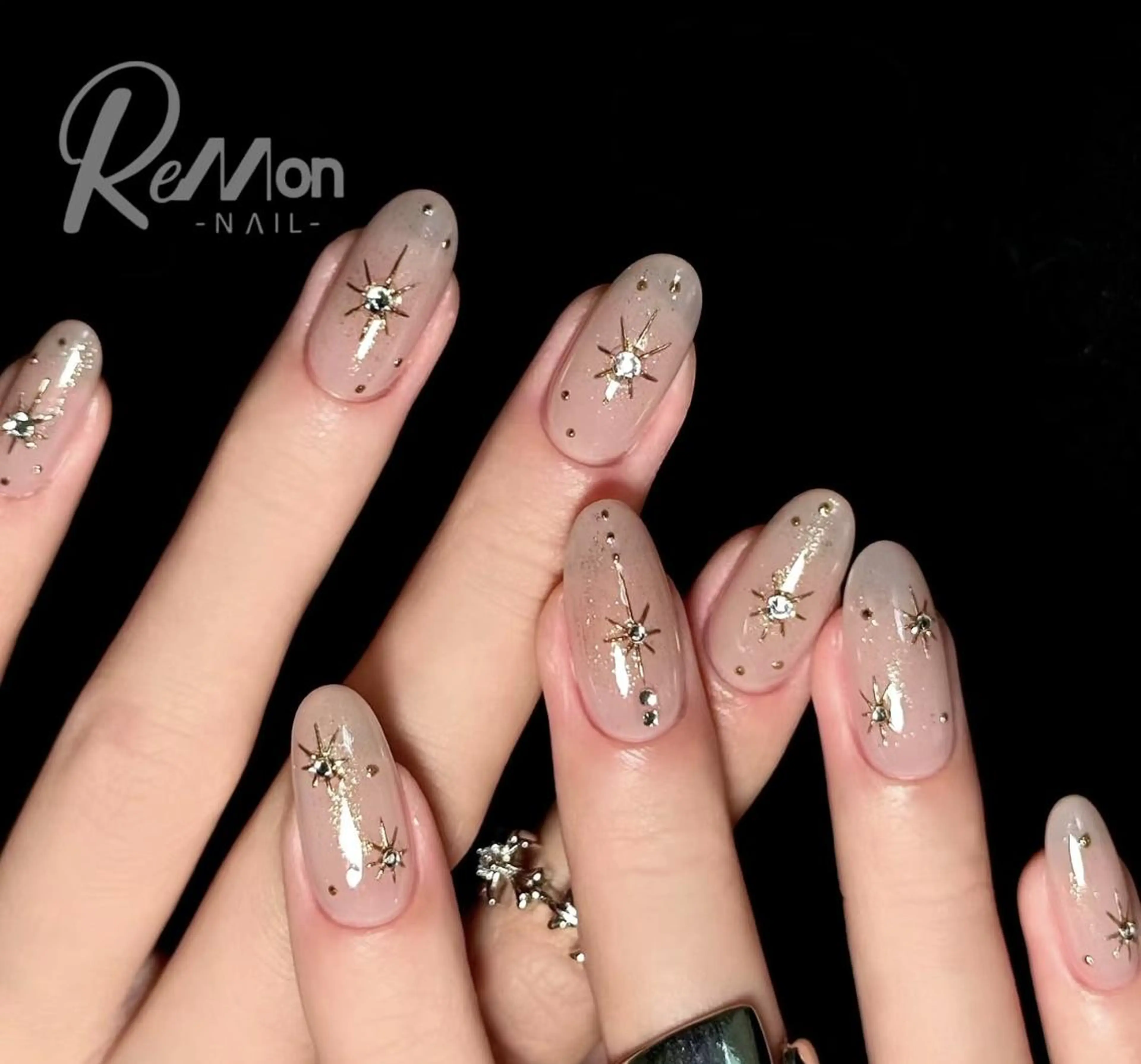 ネイル inf リエネイルサロンのネイルデザイン