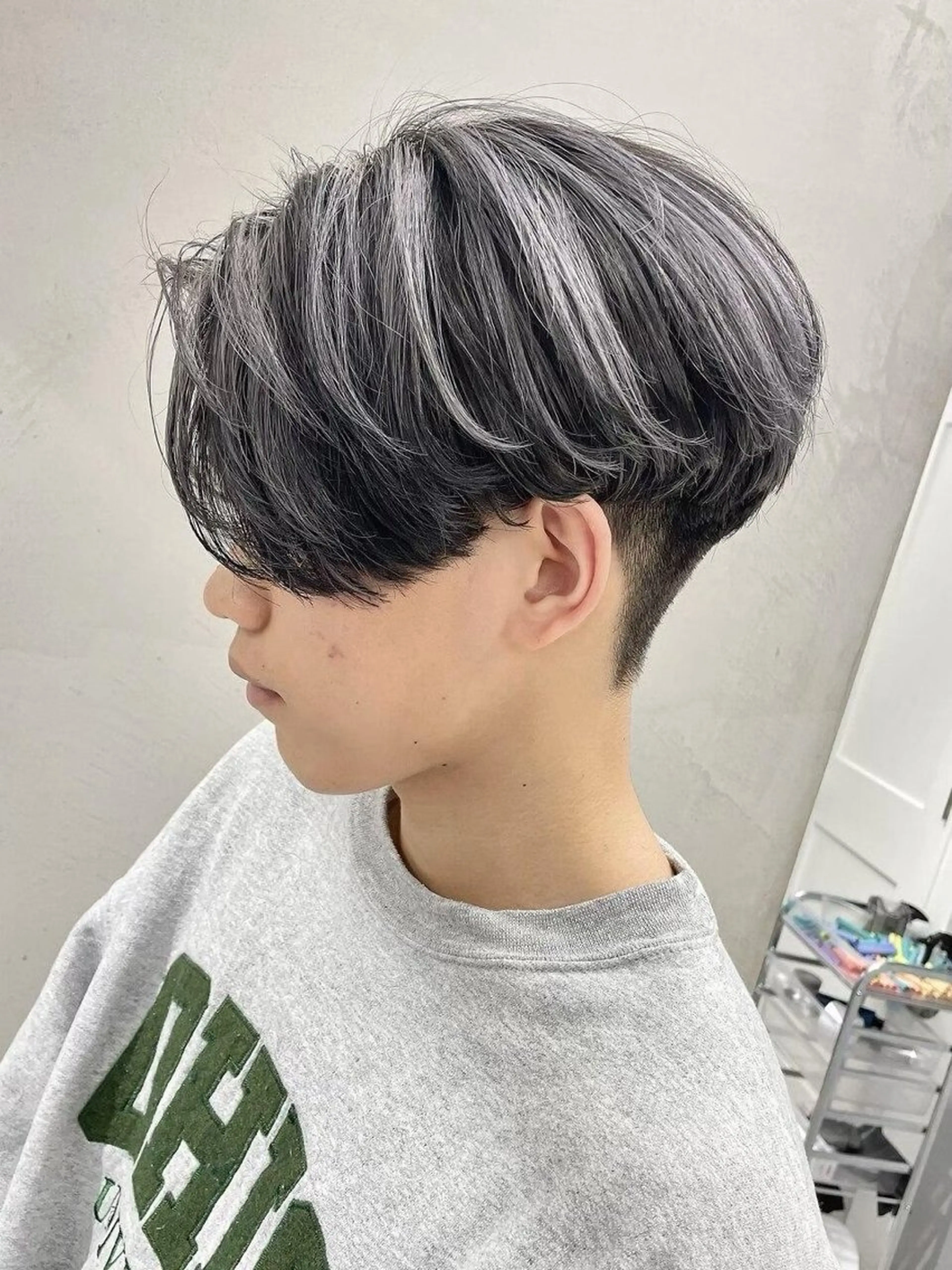 カラー メンズ メンズブリーチ メンズハイトーン マッシュ メンズパーマ 学生（メンズ向け） ヘアカラー fifth men's原宿所属・原宿/fifth/ メンズパーマ/カズのヘアスタイル