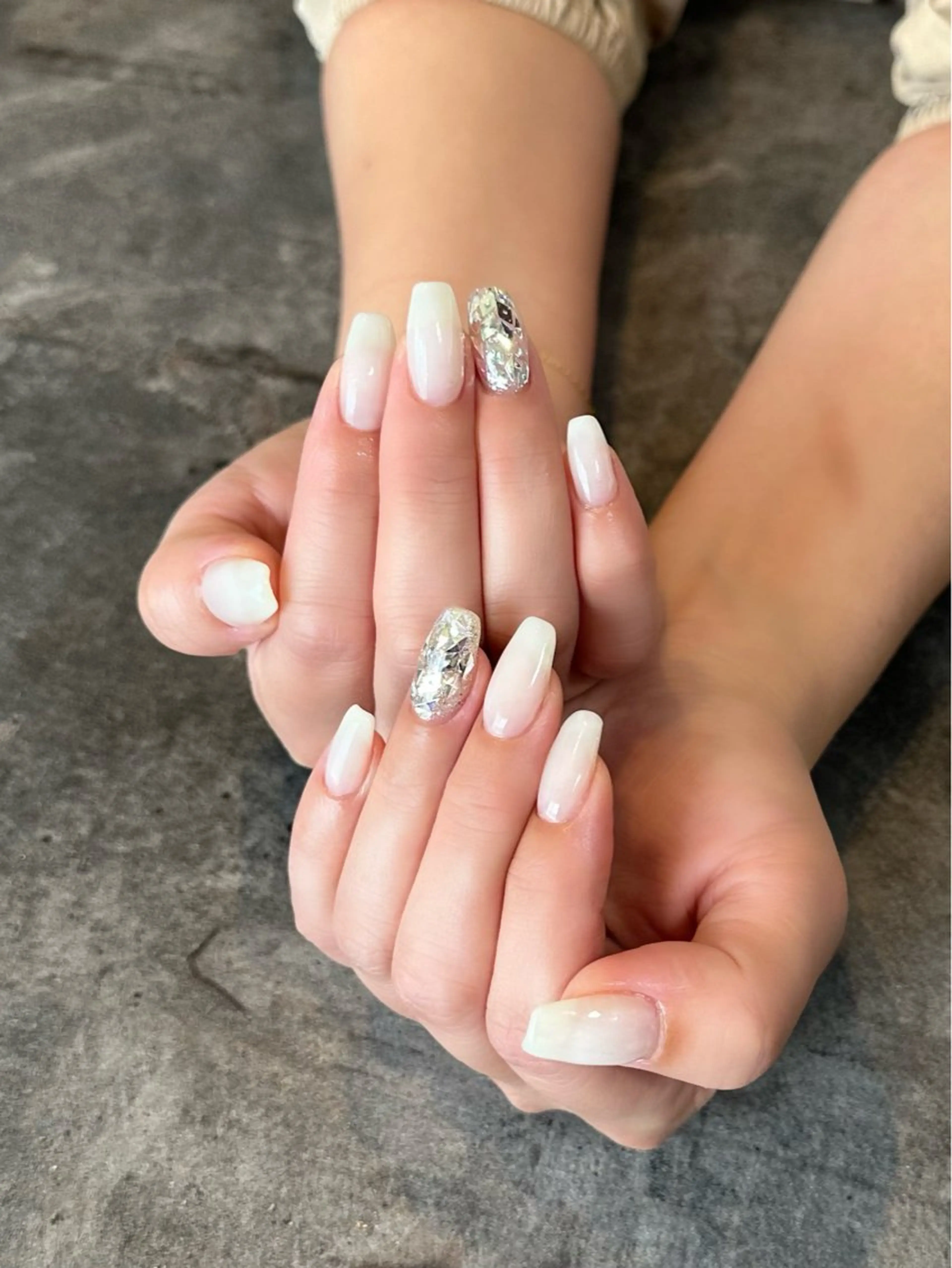 ネイル フラワーネイル 大理石ネイル(マーブル) ニュアンスネイル シンプルネイル 夏ネイル nail salon amanoのネイルデザイン