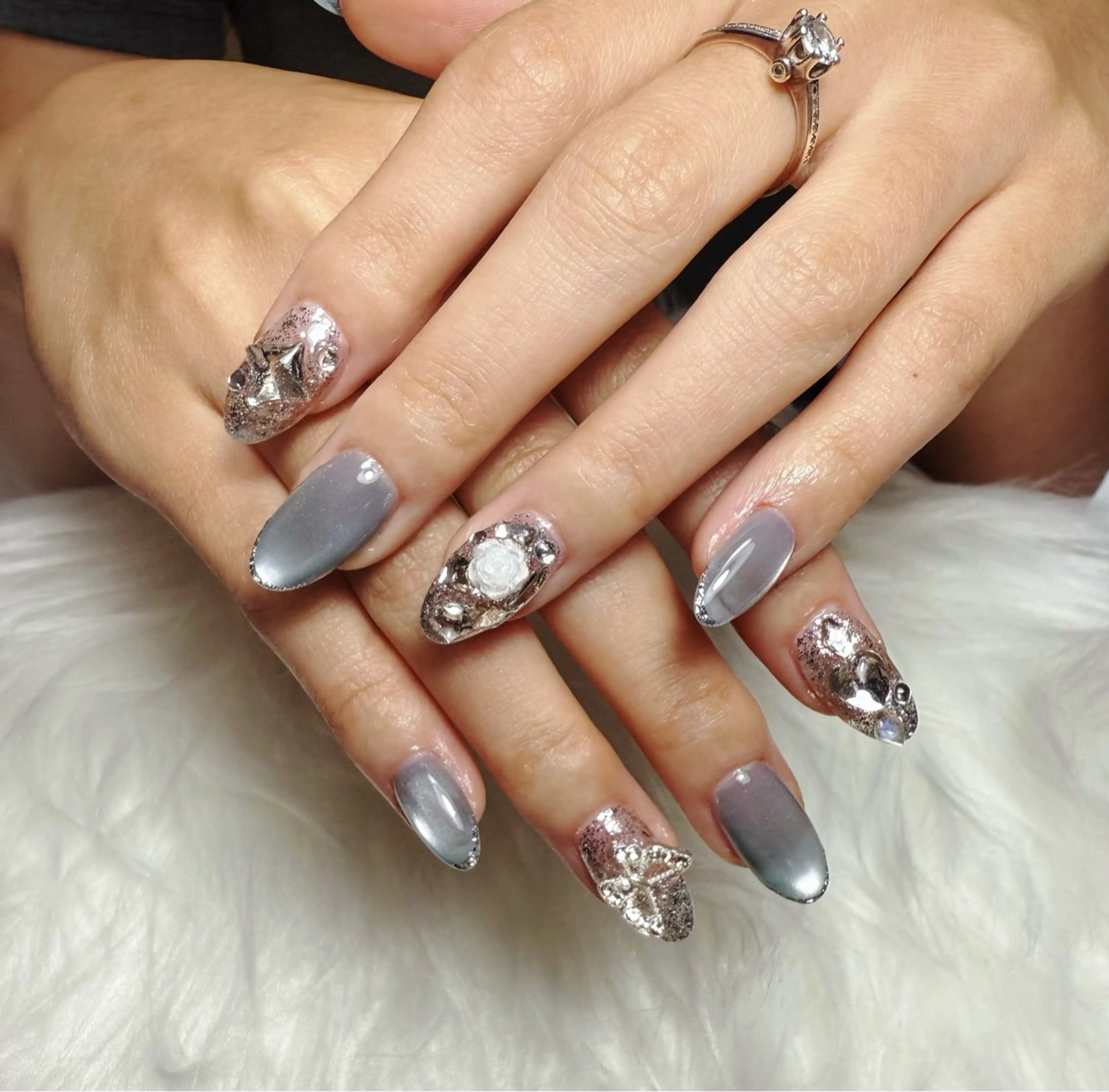 ネイル アートネイル 成人式 ジェルネイル ニュアンスネイル ネイルチップ Kora Nailのネイルデザイン