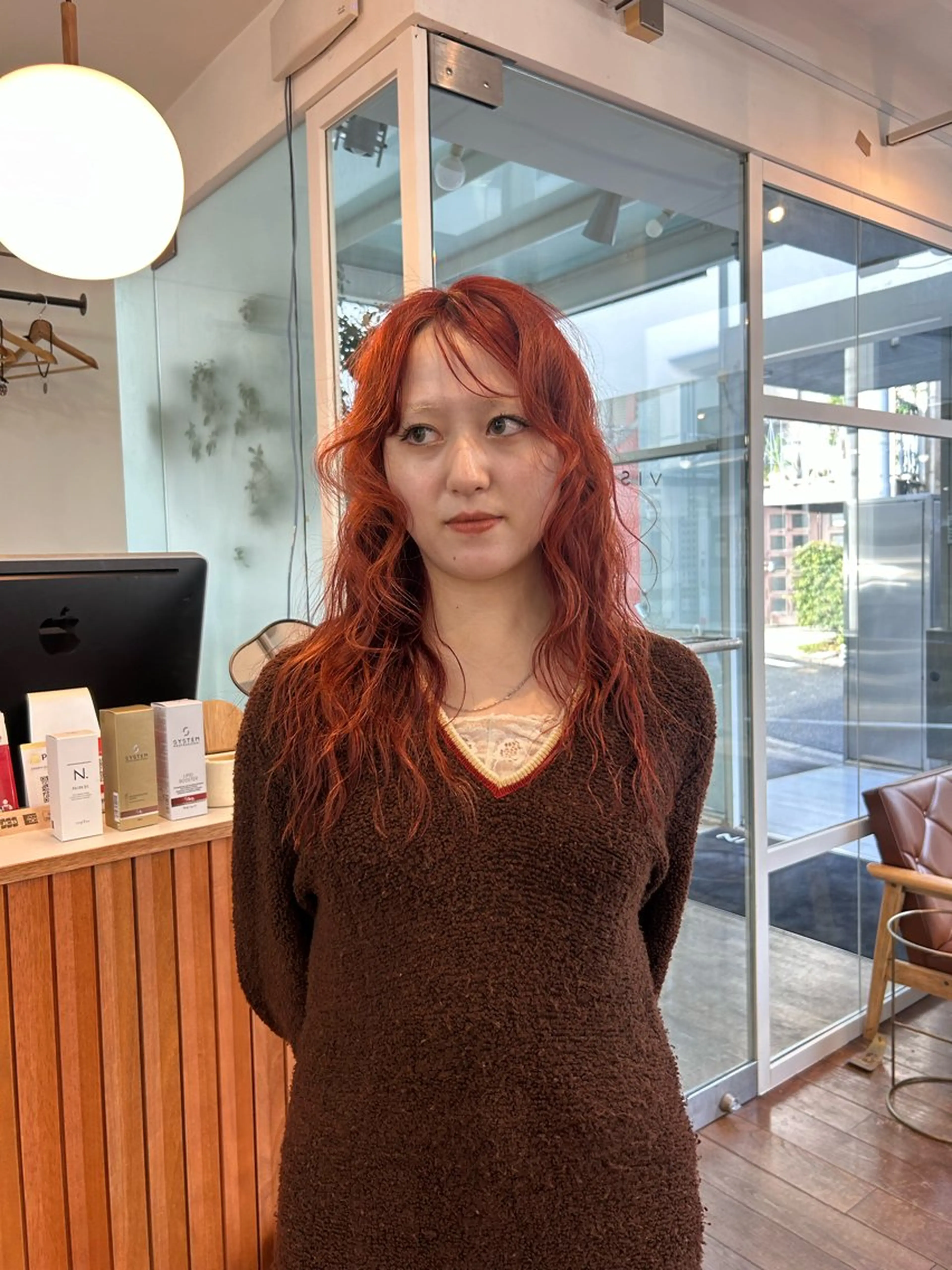 カラー VISION   aoyama所属・かがやしづ ✂️ショートカットのヘアスタイル