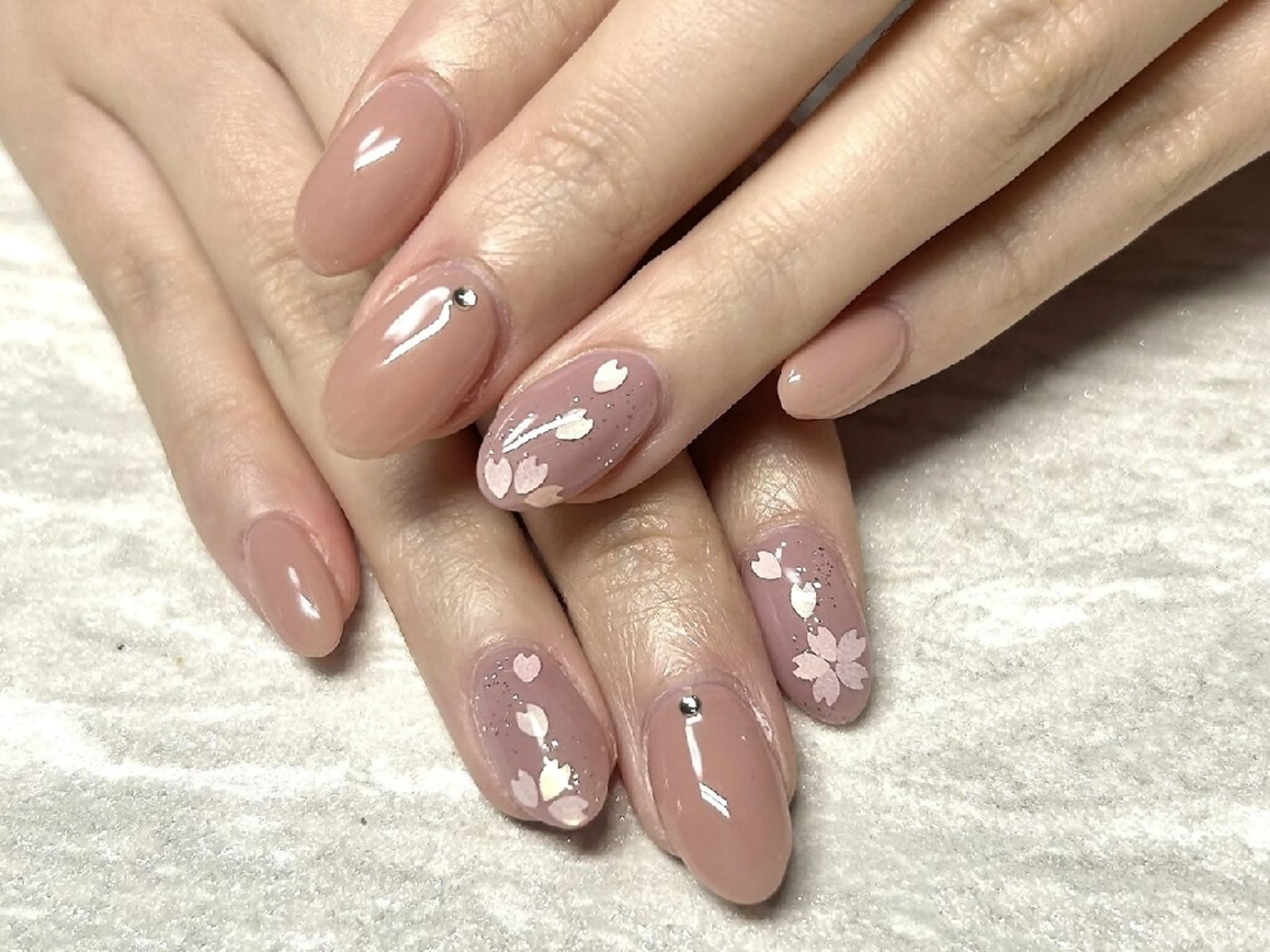 ネイル 桜ネイル ホログラムネイル JULIE NAILのネイルデザイン