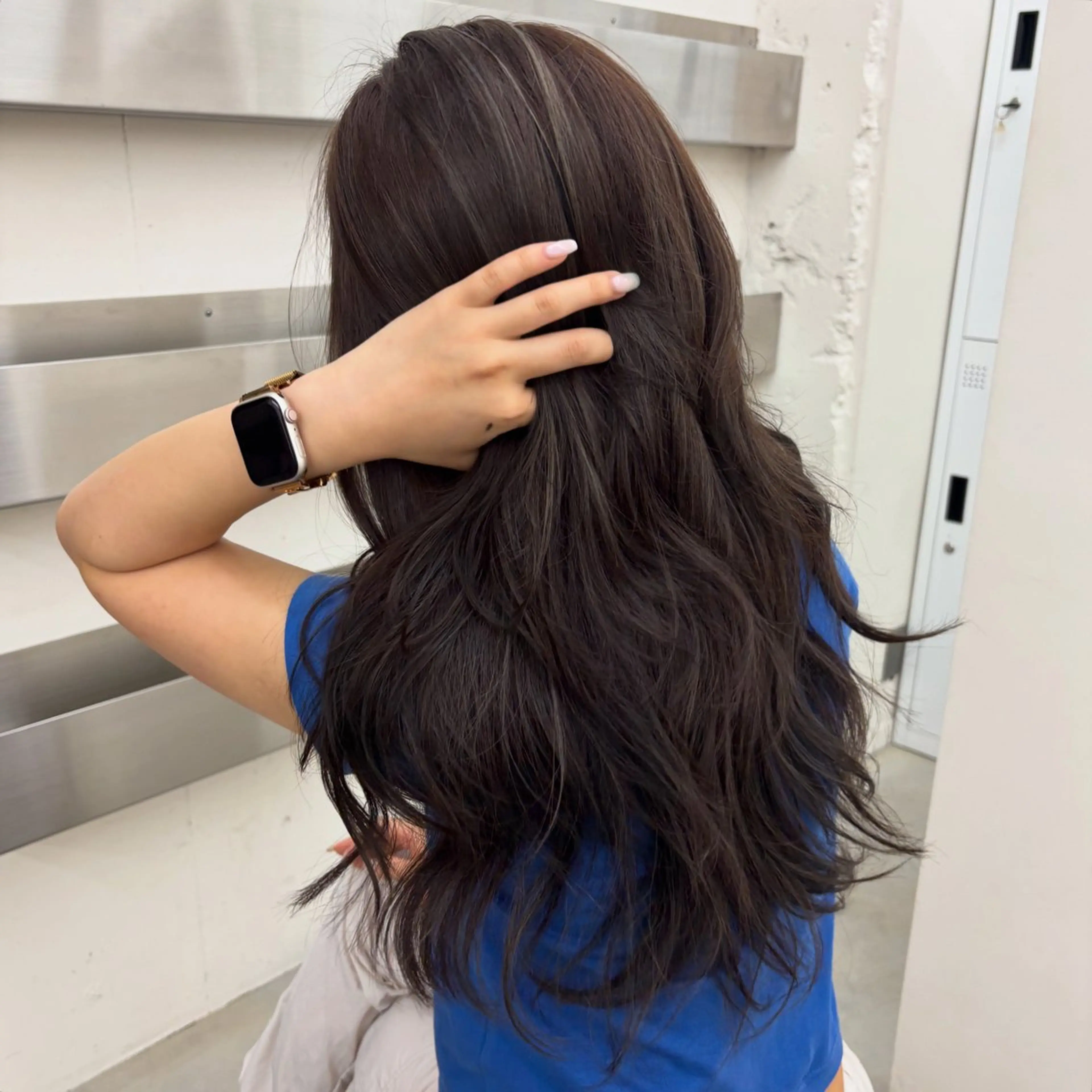 ロング カラー 暗髪／艶髪／渋谷/ モモカ🎀のヘアスタイル