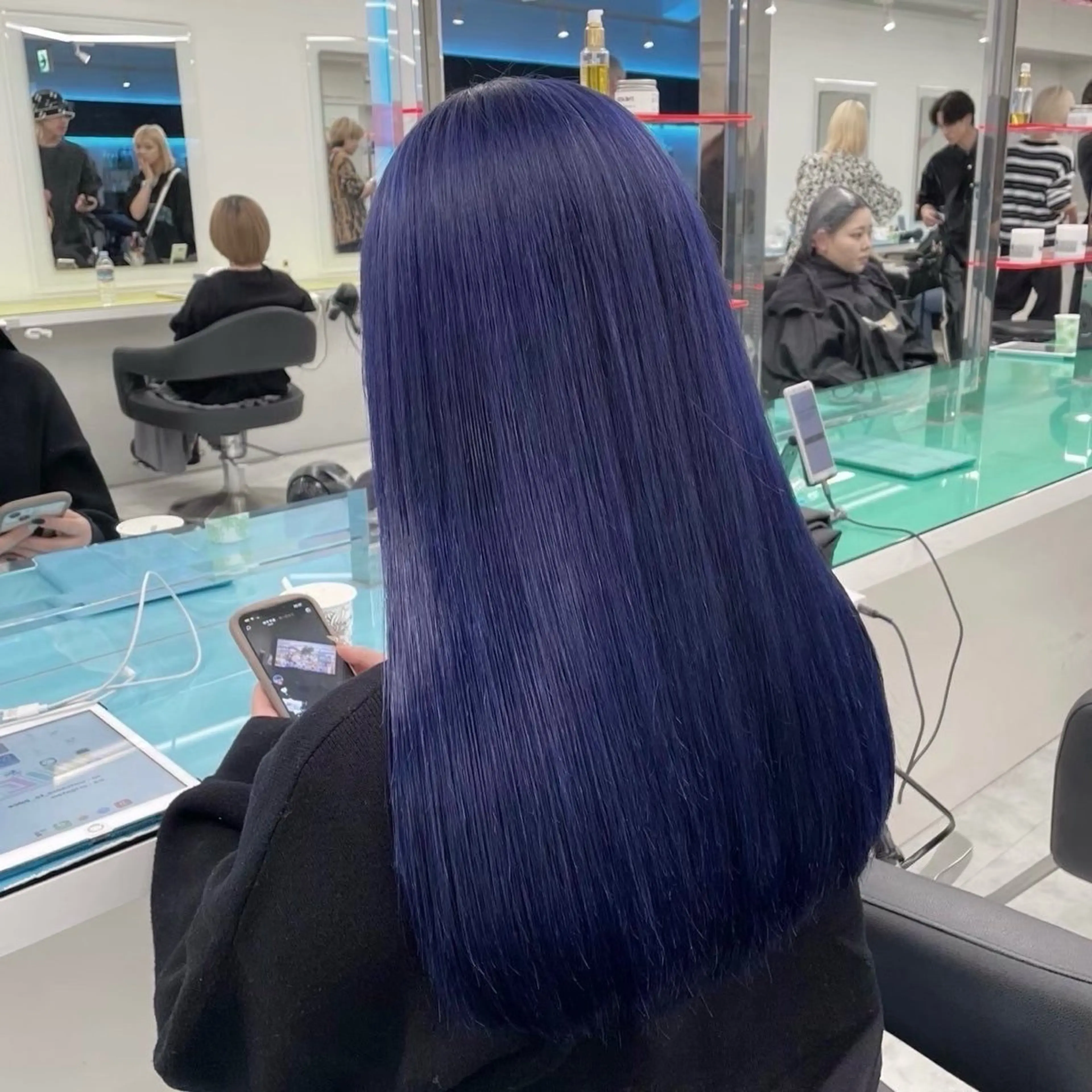 セミロング カラー カット ヘアカラー トリートメント ヘッドスパ ヘアセット 寒色デザイン職人 Rimu🤍のヘアスタイル