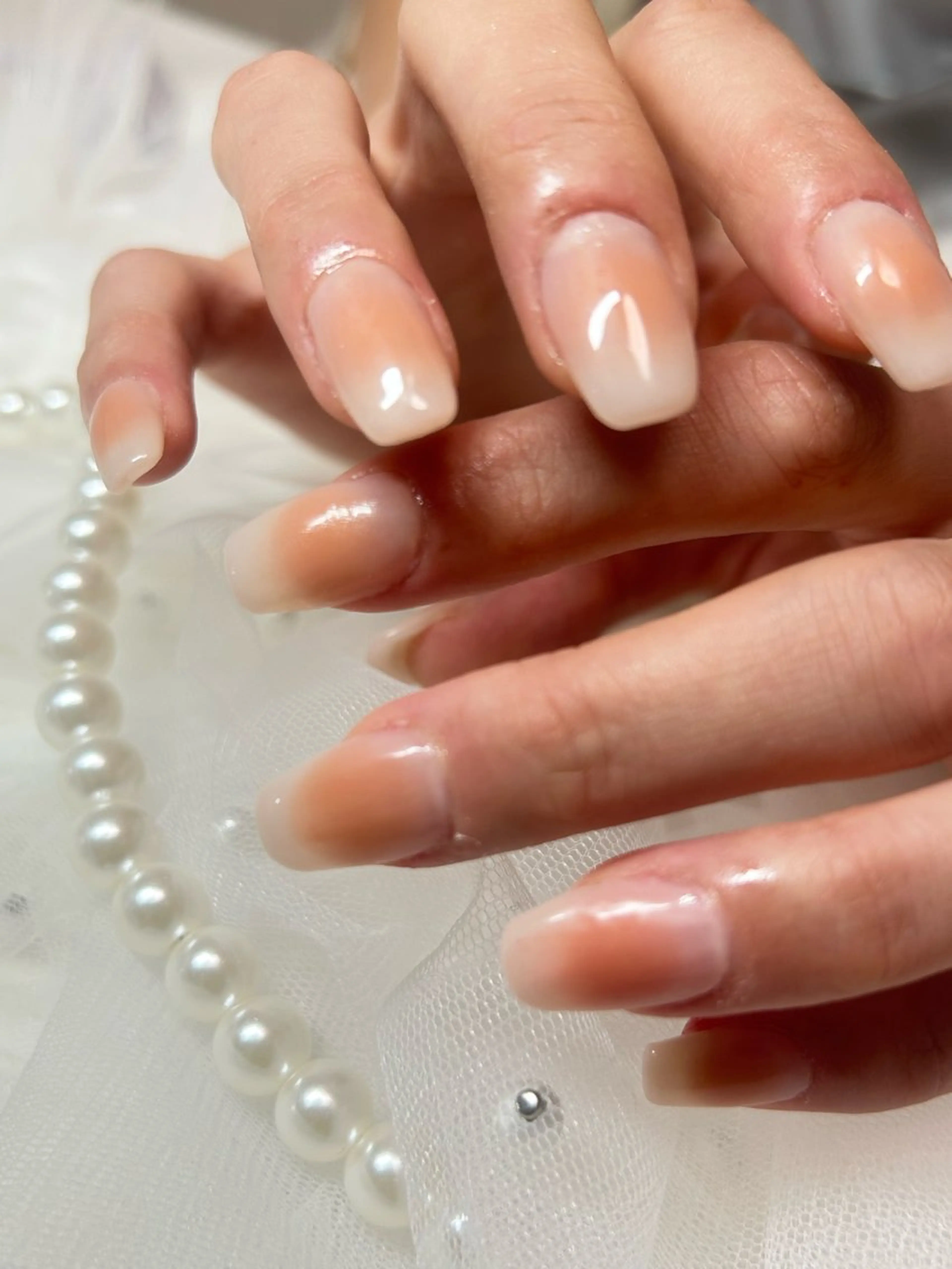 ネイル チークネイル 長さ出し スカルプネイル シンプルネイル フォルビチローロ所属・moritou harunaのネイルデザイン