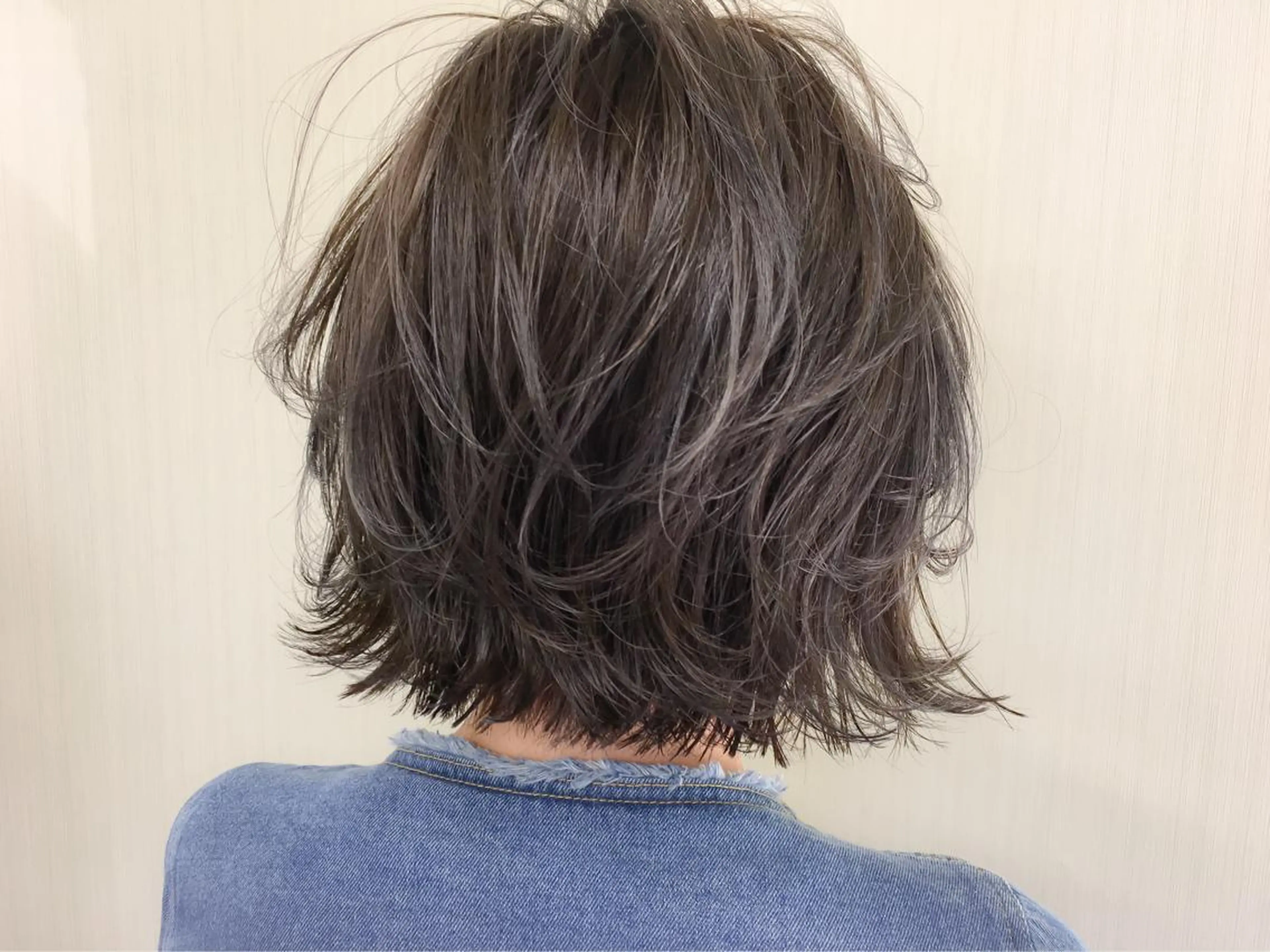 ショート カラー ヘアアレンジ ケアブリーチ白髪染め TAKUMIのヘアスタイル