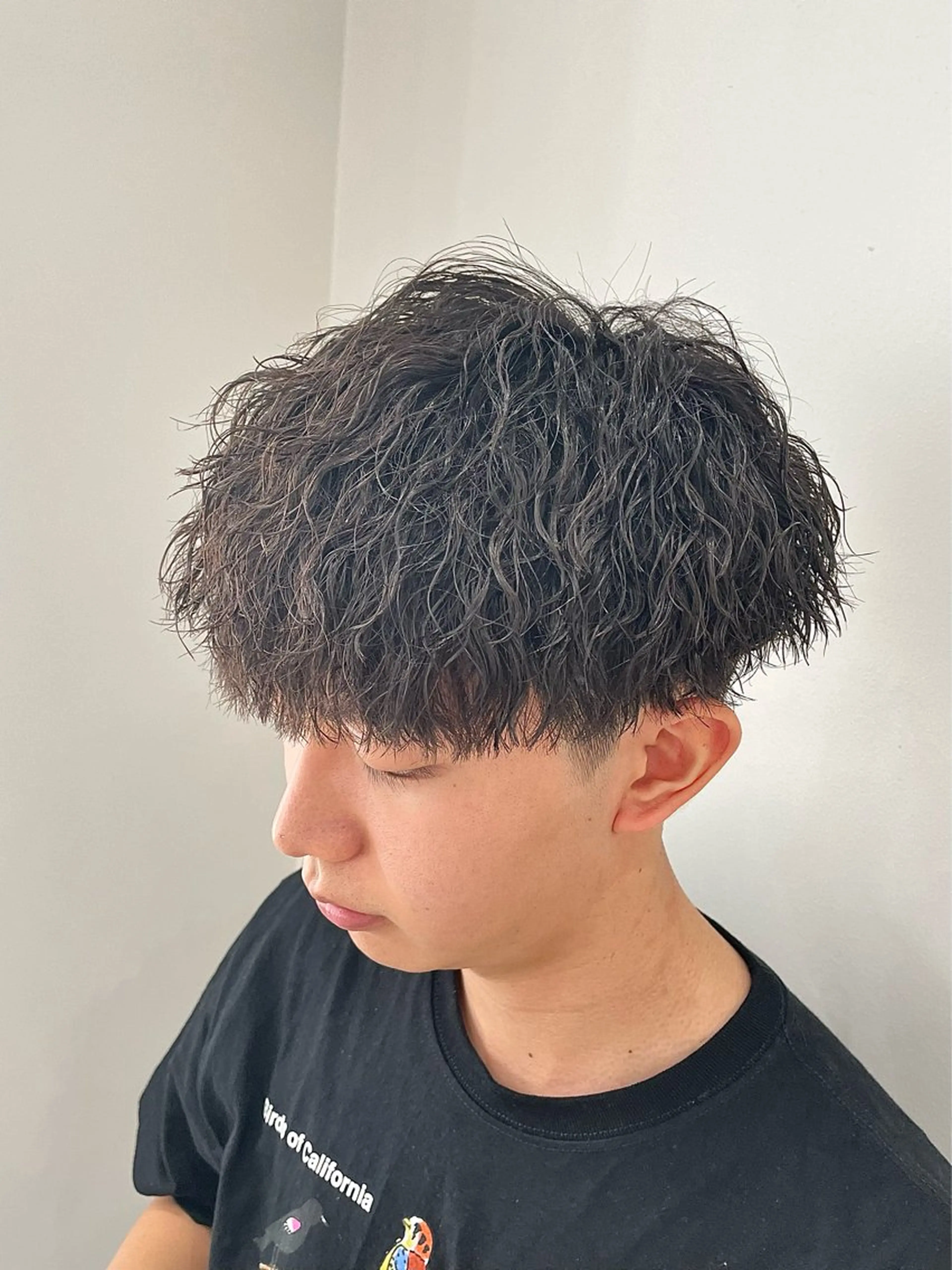 ミディアム カット パーマ 🔥縦落ちツイスパ 🔥鈴木健紀のヘアスタイル