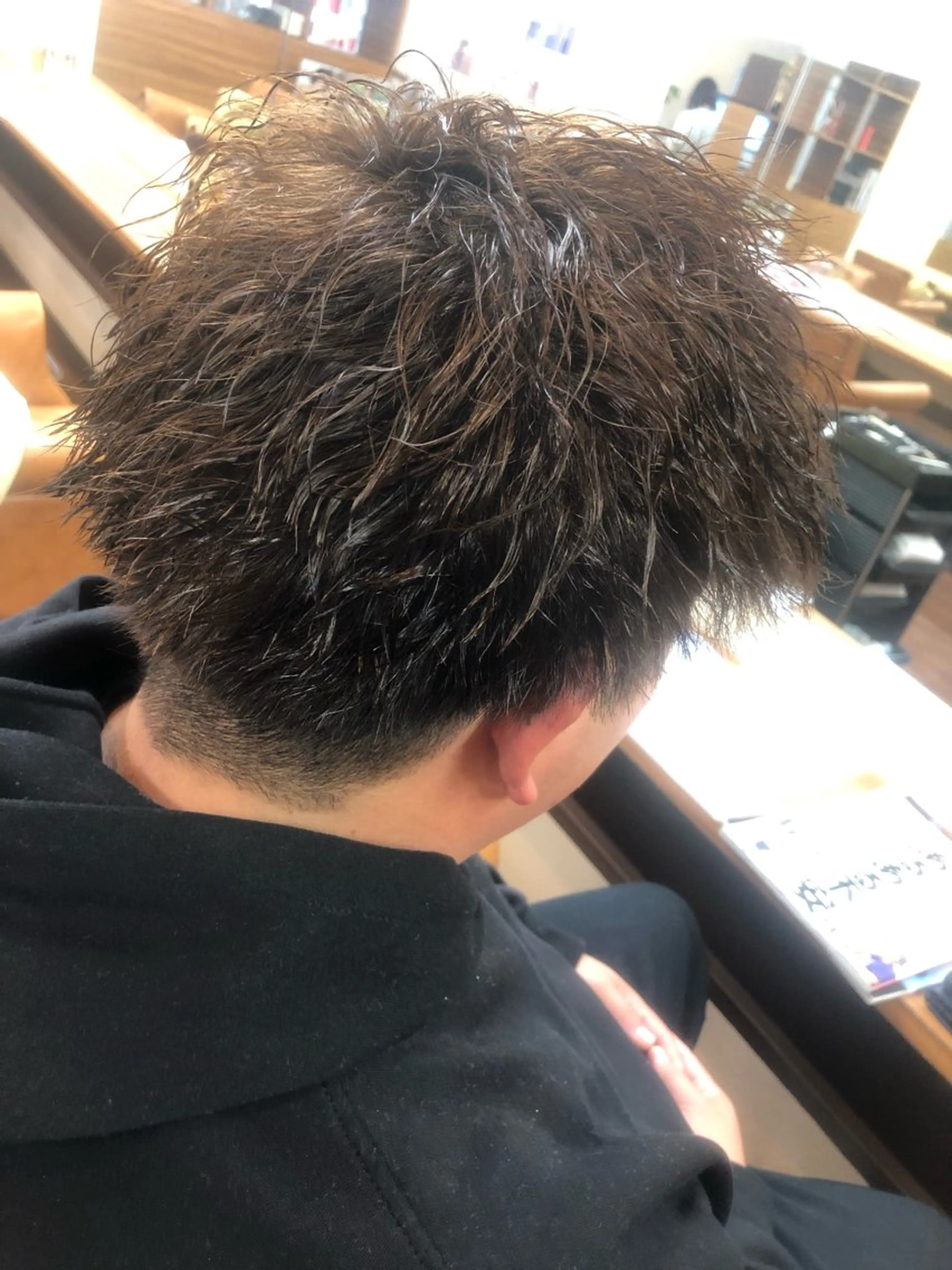 ショート パーマ メンズ メンズパーマ メンズツイストパーマ ツイストパーマ 谷口 尋哉のヘアスタイル