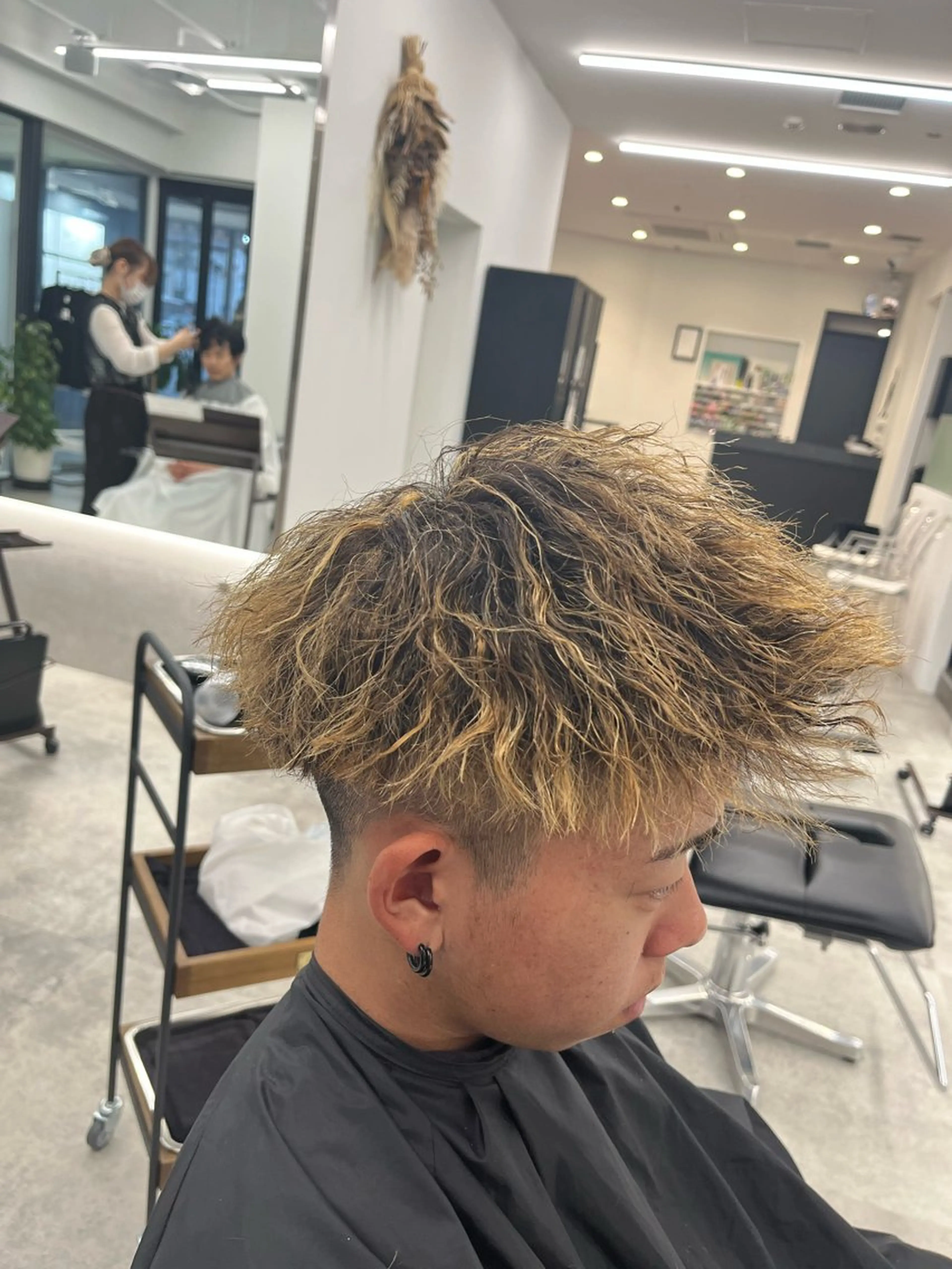 ショート メンズ メンズハイライト ハイライト カンゴールサロン富山セントラル所属・小林 心空のヘアスタイル