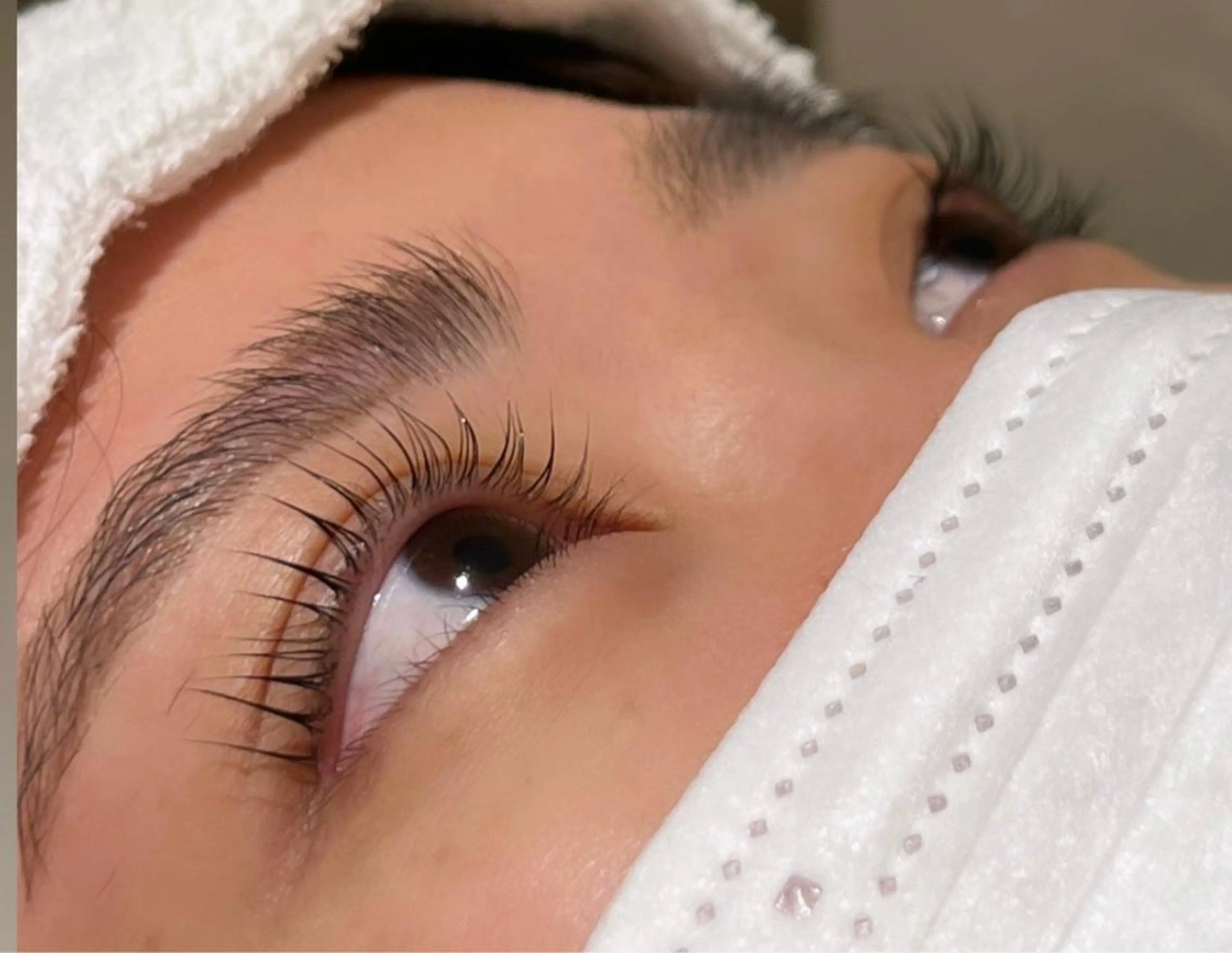 マツエク・マツパ 一重×まつ毛パーマ 艶カラー🩵中久保 舞優🩵のヘアスタイル