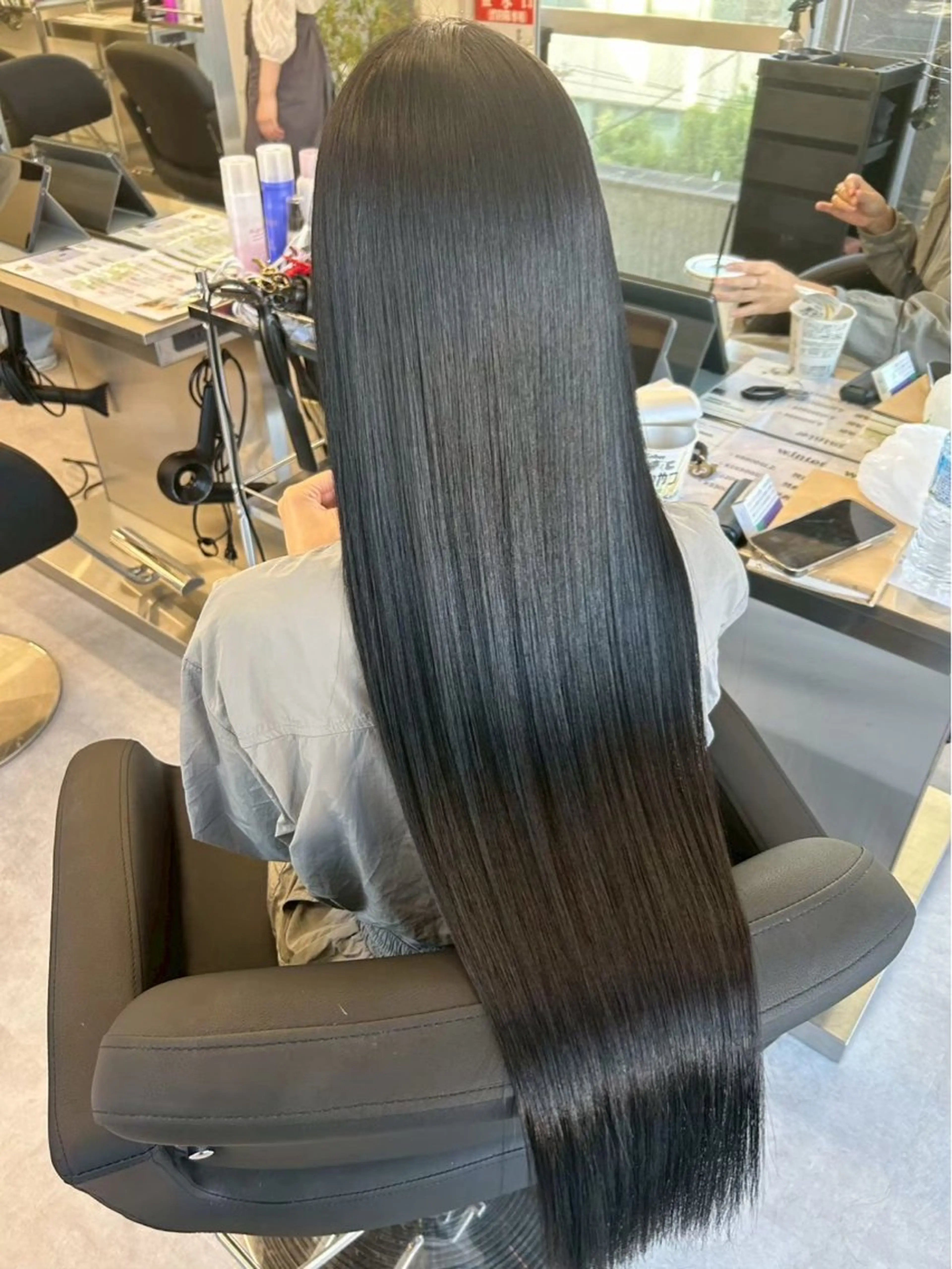 ロング カラー 髪質改善 カット ヘアカラー トリートメント 透明感カラーWカラー ユウゴのヘアスタイル