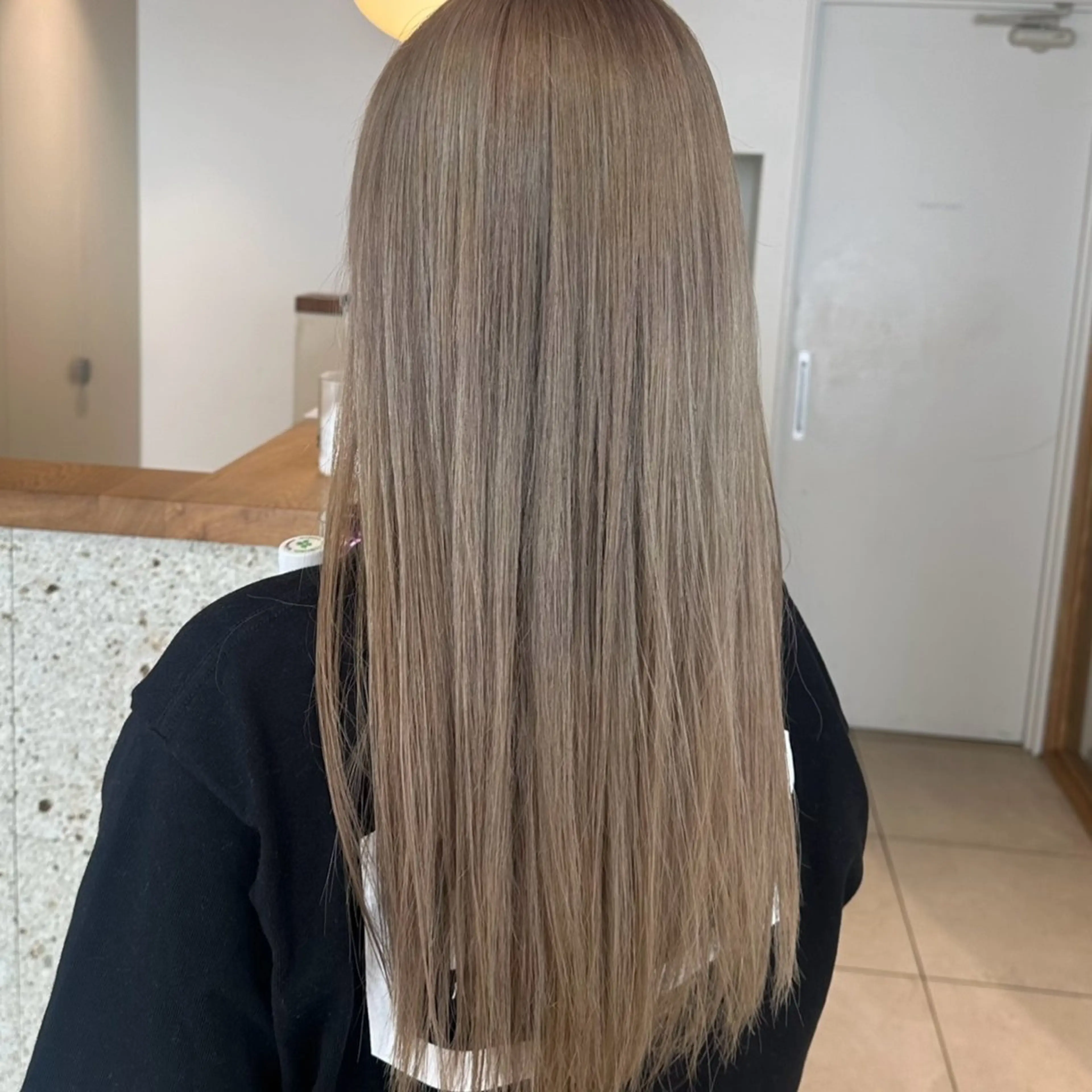 カラー ヘアカラー 西澤 希のヘアスタイル