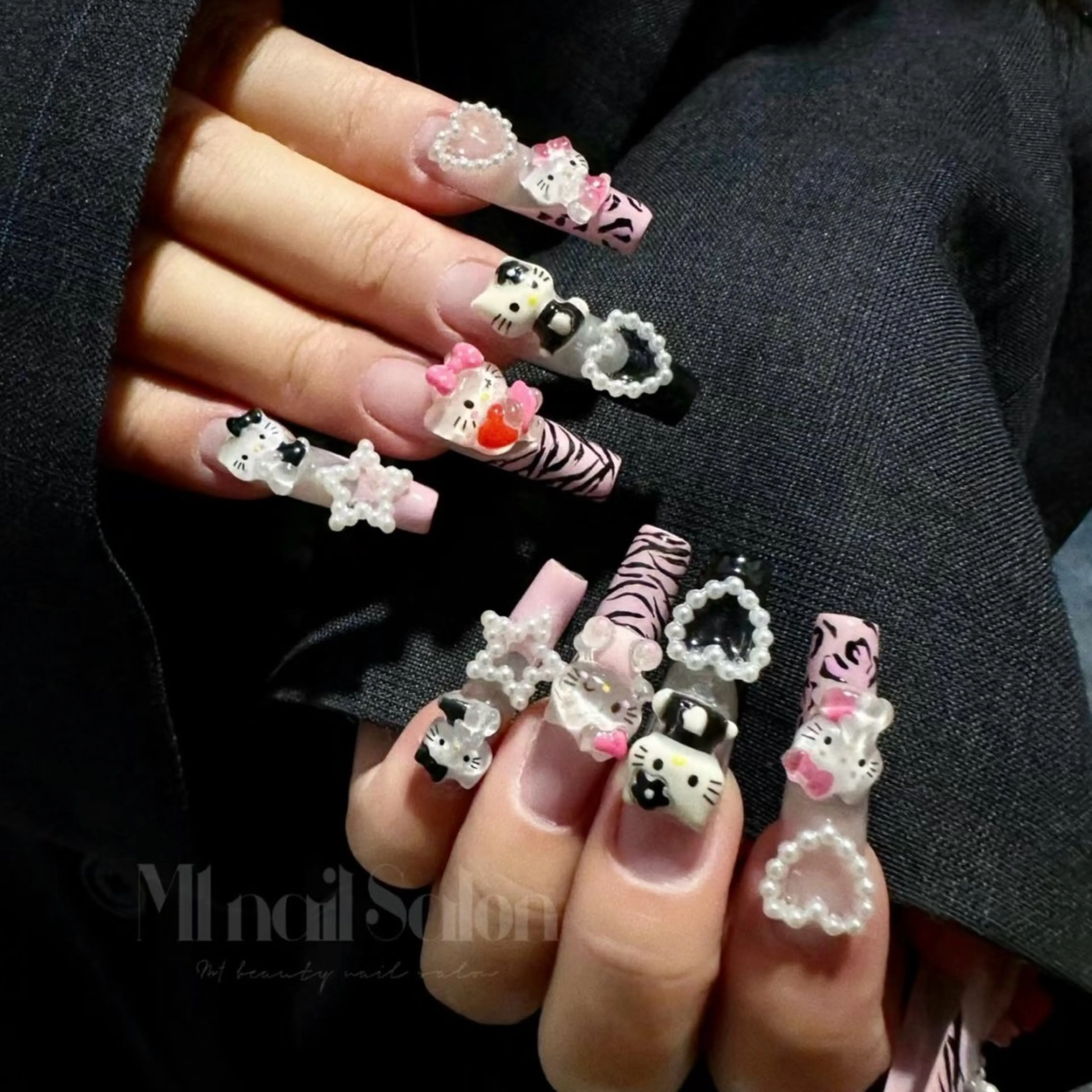ネイル Hana  NAIL所属・新宿YISInail スカルプ専門店のネイルデザイン