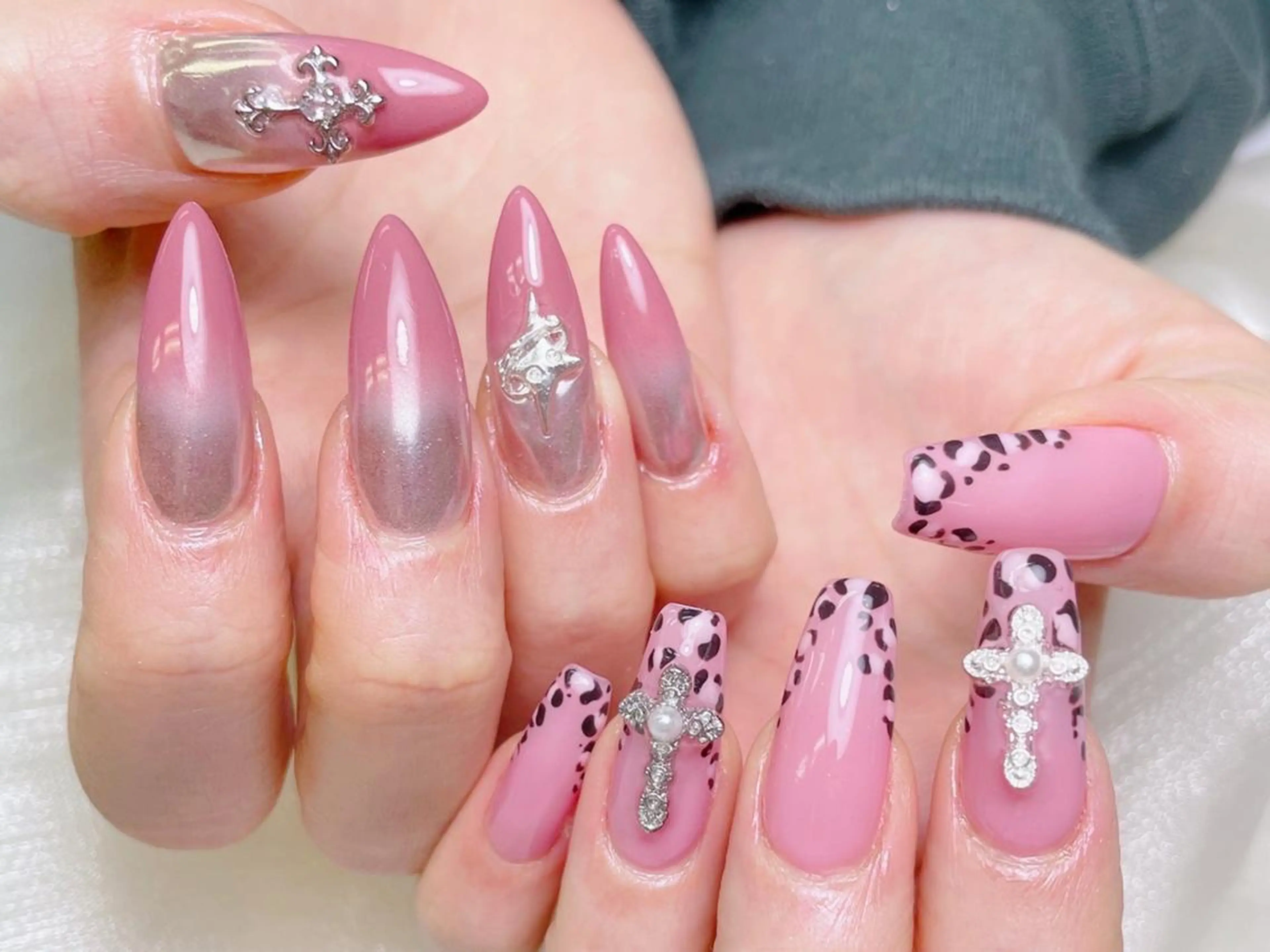 ネイル ハンドネイル 💕ジュニア研修担当 🩷のネイルデザイン