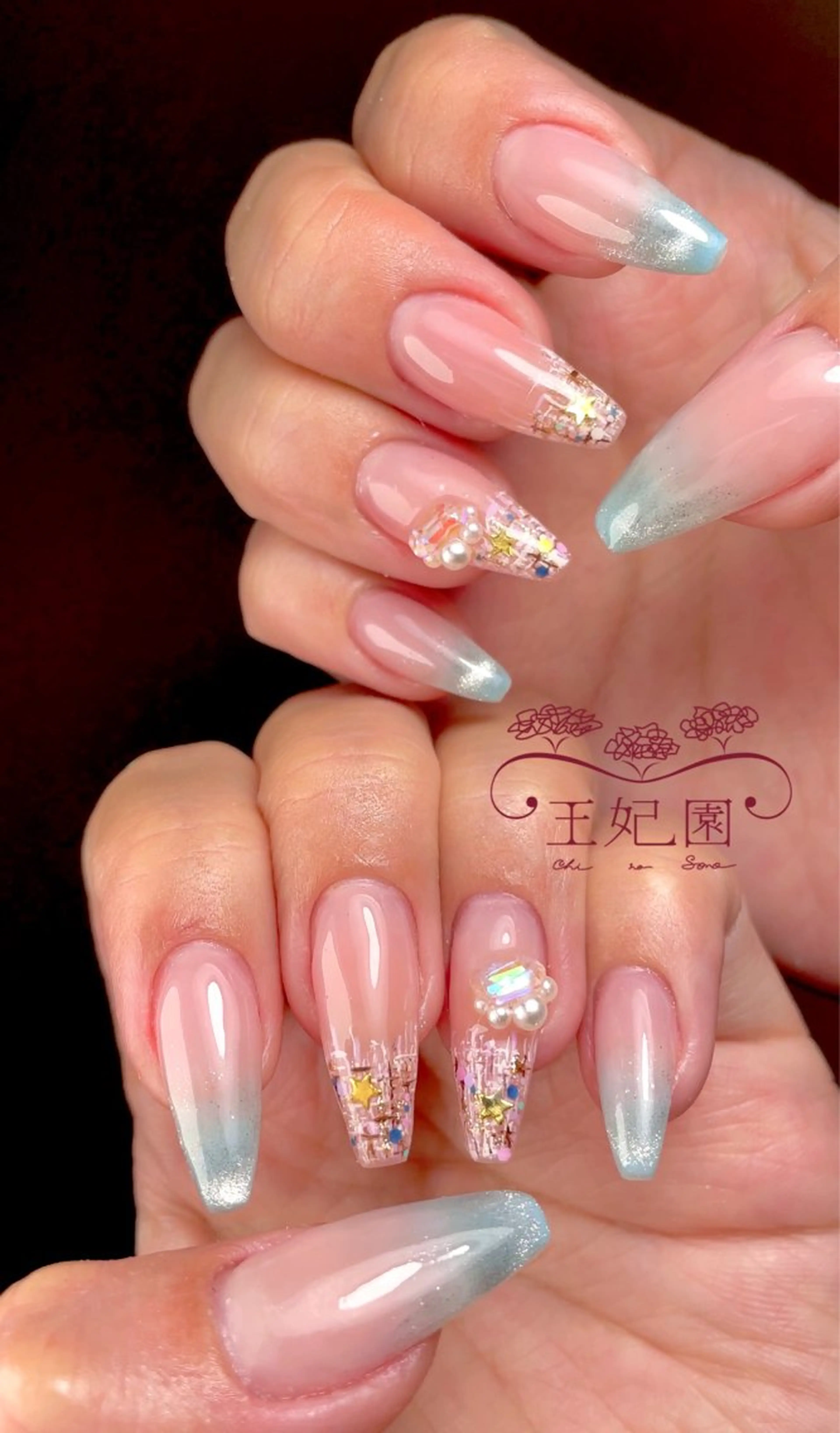 ネイル グラデーション マグネットネイル メンズネイル ツイードネイル ワンホンネイル nail salon王妃の園所属・王妃の園 ohinosonoのネイルデザイン