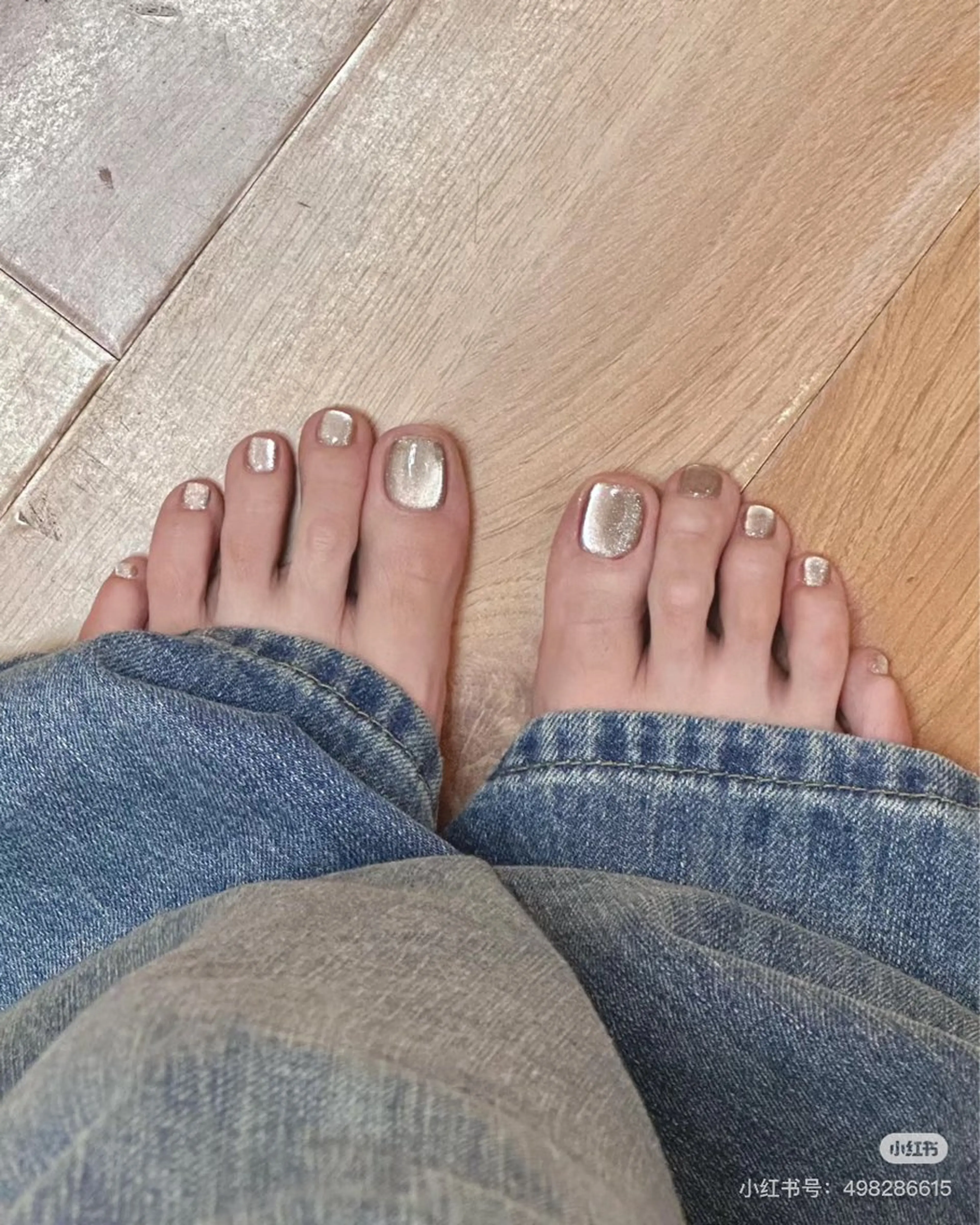 【初回オフ無料】footフットマグネットの写真