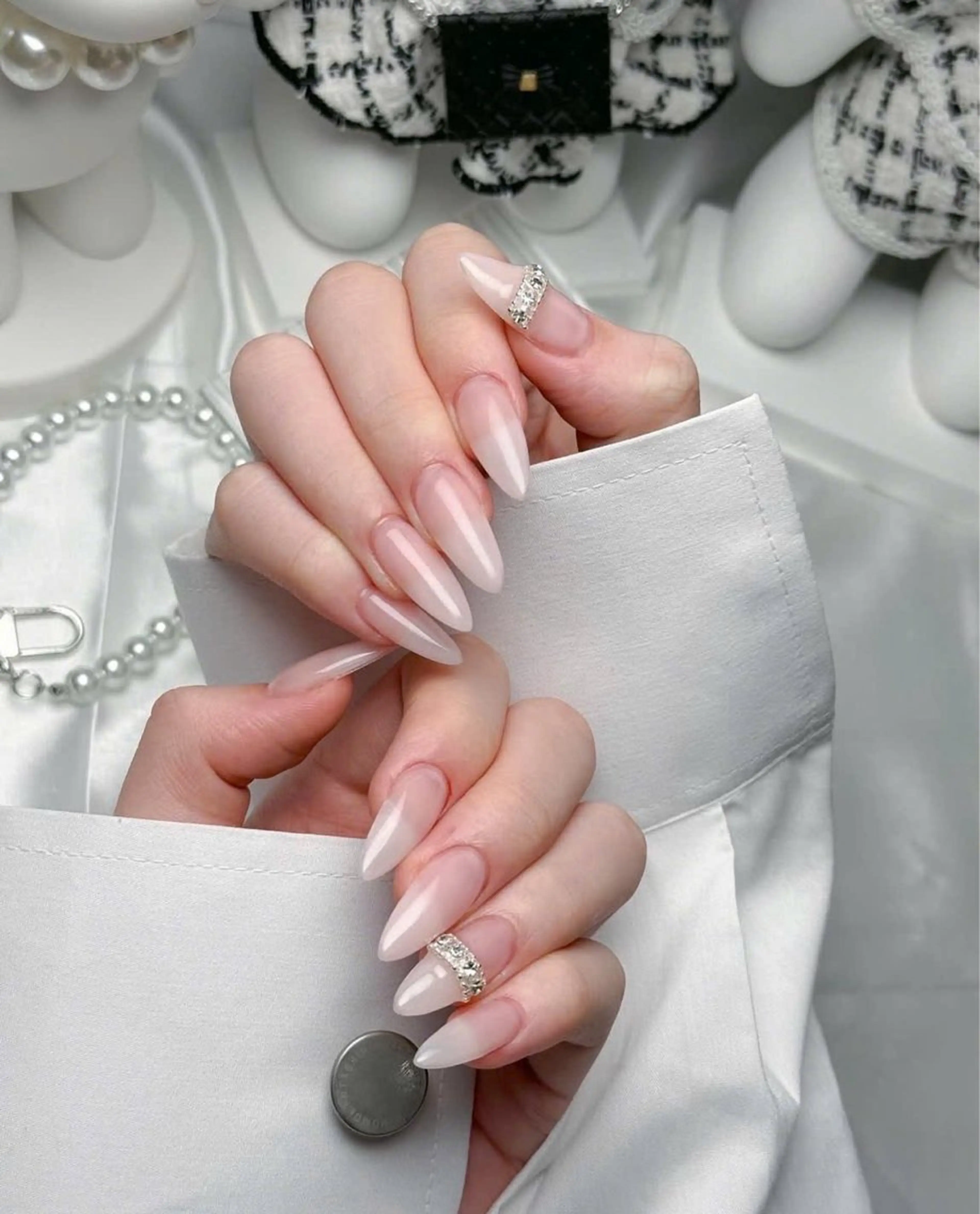 ネイル フレンチネイル キラキラネイル マグネットネイル ミラーネイル ニュアンスネイル ハンドネイル Lina所属・MeiMei Nail モデル募集のネイルデザイン