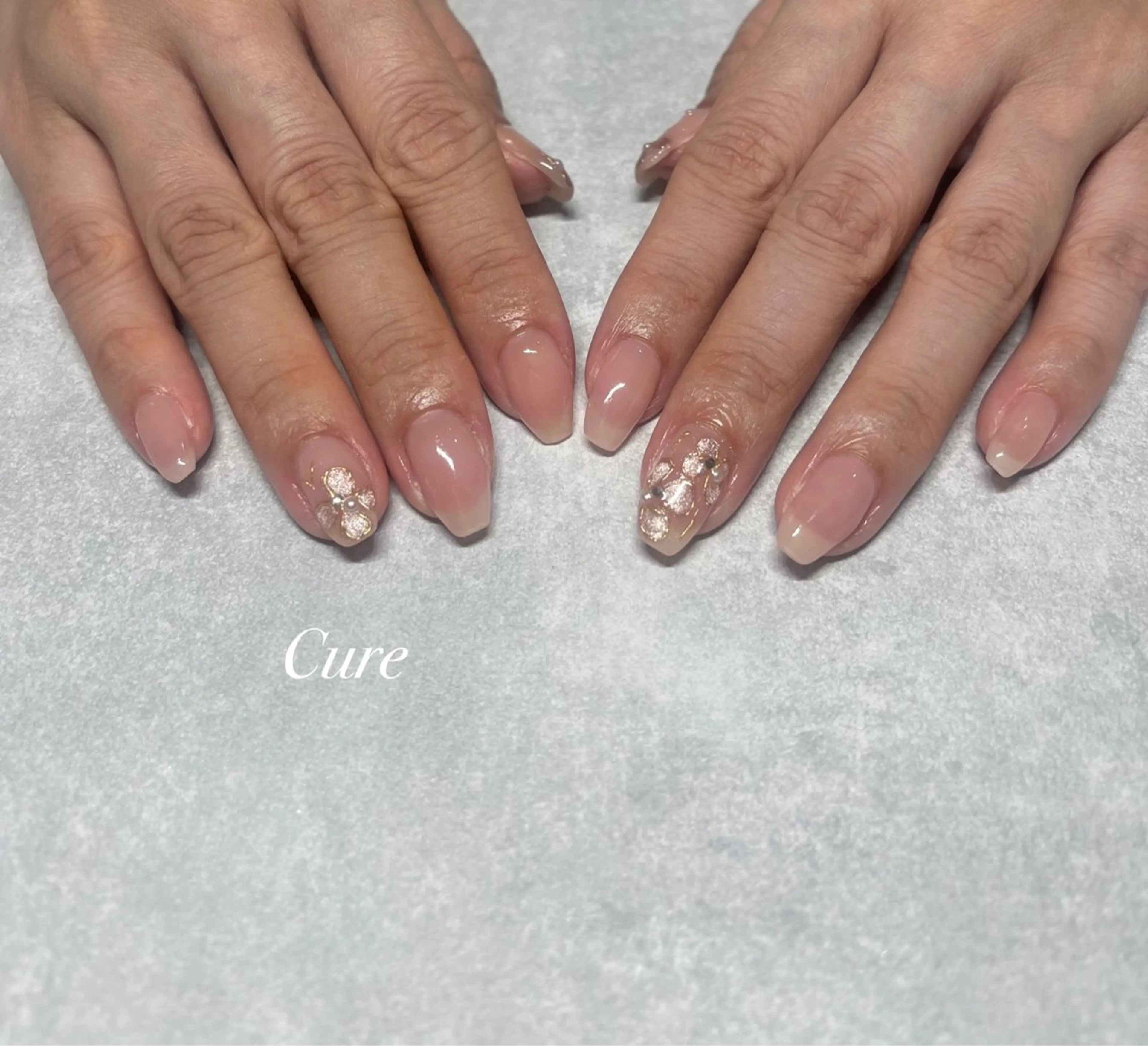 ネイル ハンドネイル Nail&まつげエクステSalon Cure所属・岡本 奈央子のネイルデザイン