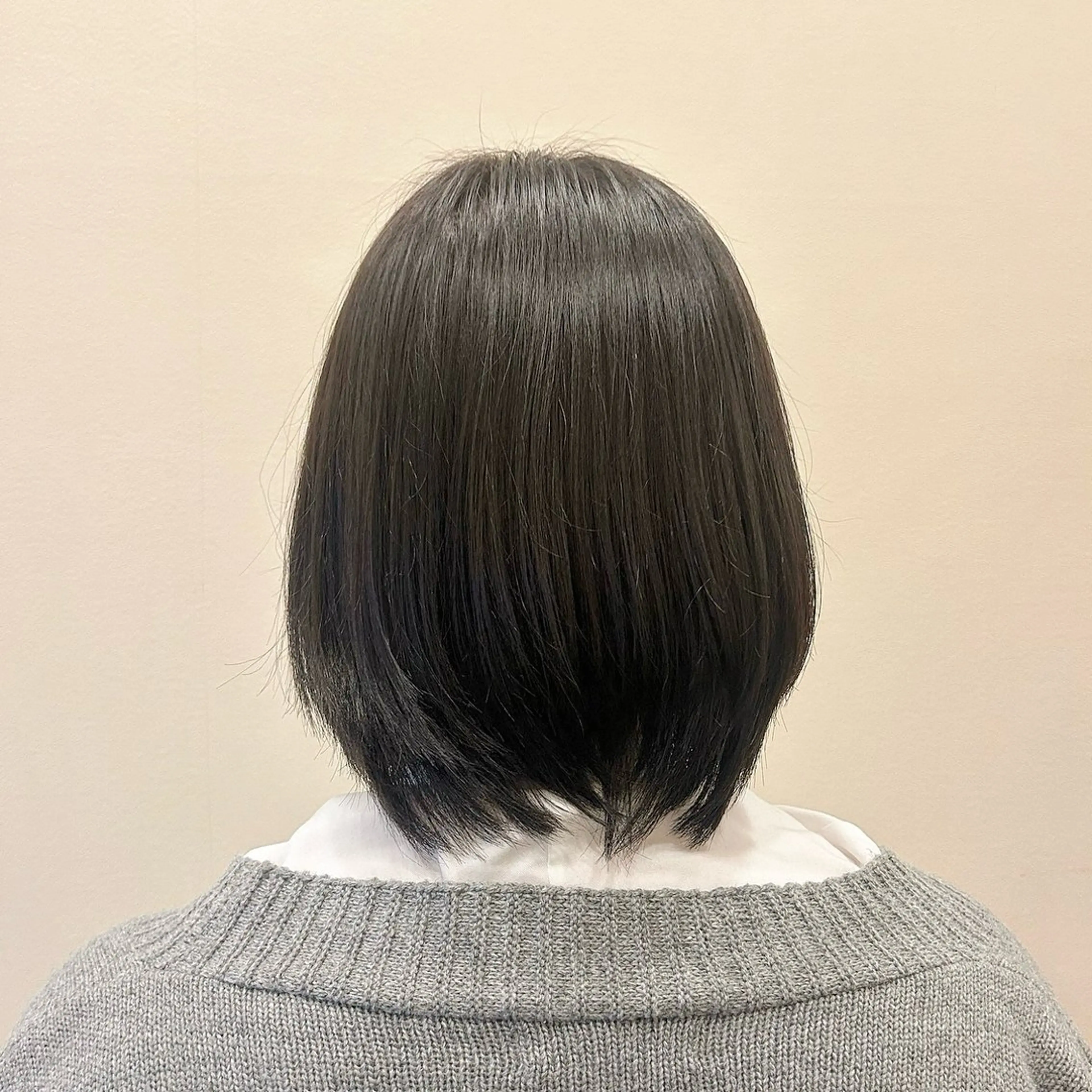 ミディアム カラー くわこ ひなたのヘアスタイル