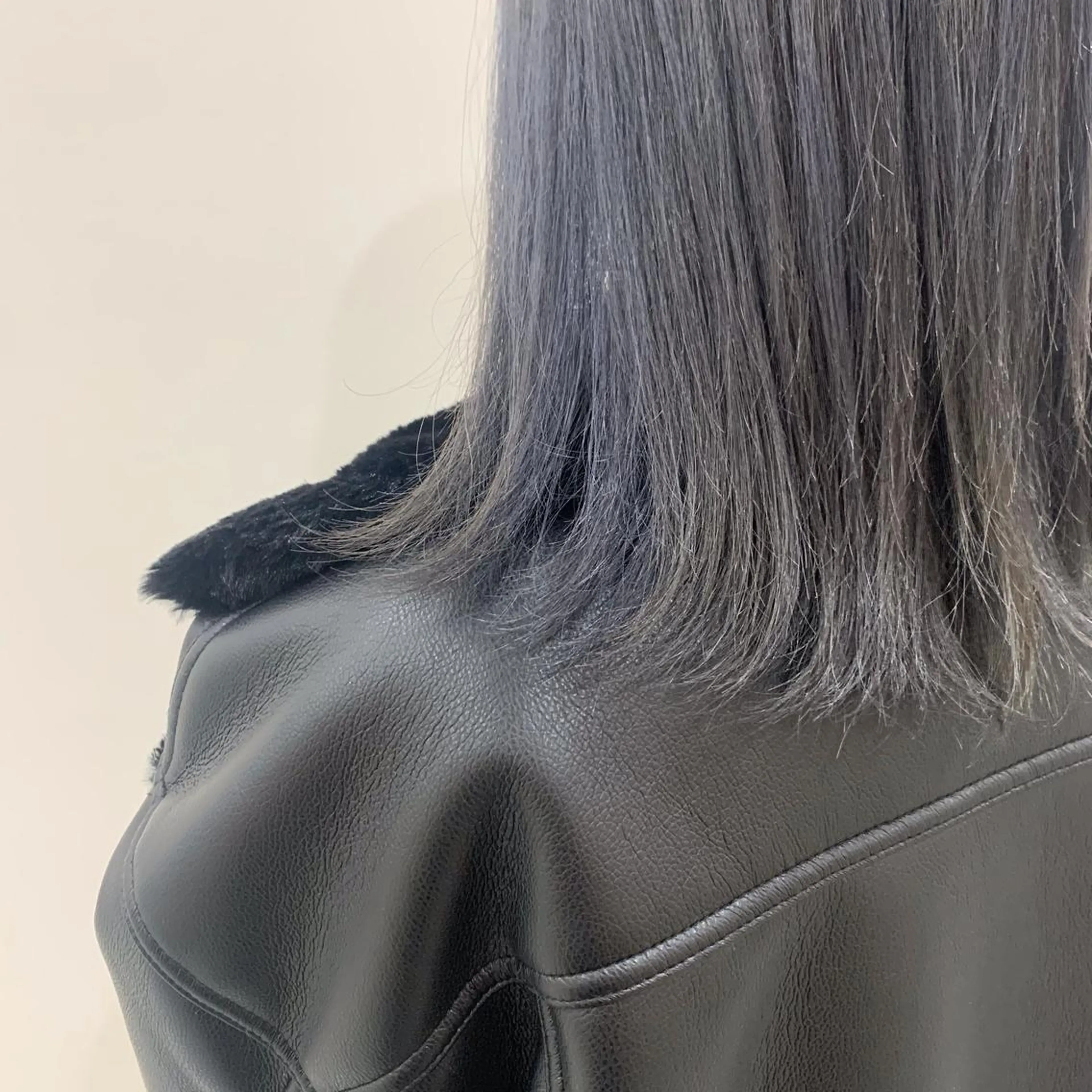 ショート カラー Neale. yumiの眉毛・アイブロウイメージ