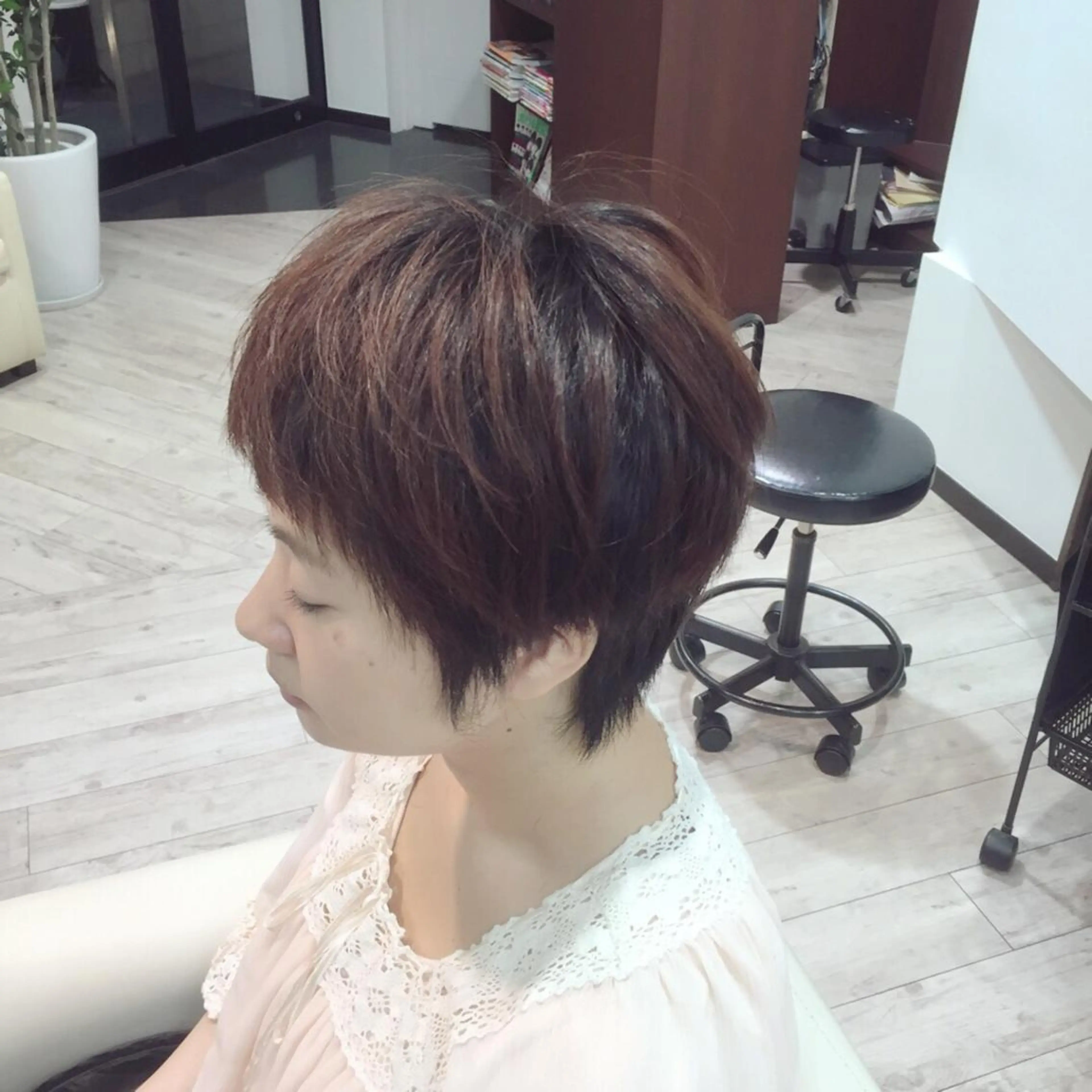 ショート ミディアム セミロング ロング カラー パーマ ヘアアレンジ メンズ キッズ ネイル まつエク Leyシェアサロン所属・KenIchi施術者 1%未満ドライカットのヘアスタイル