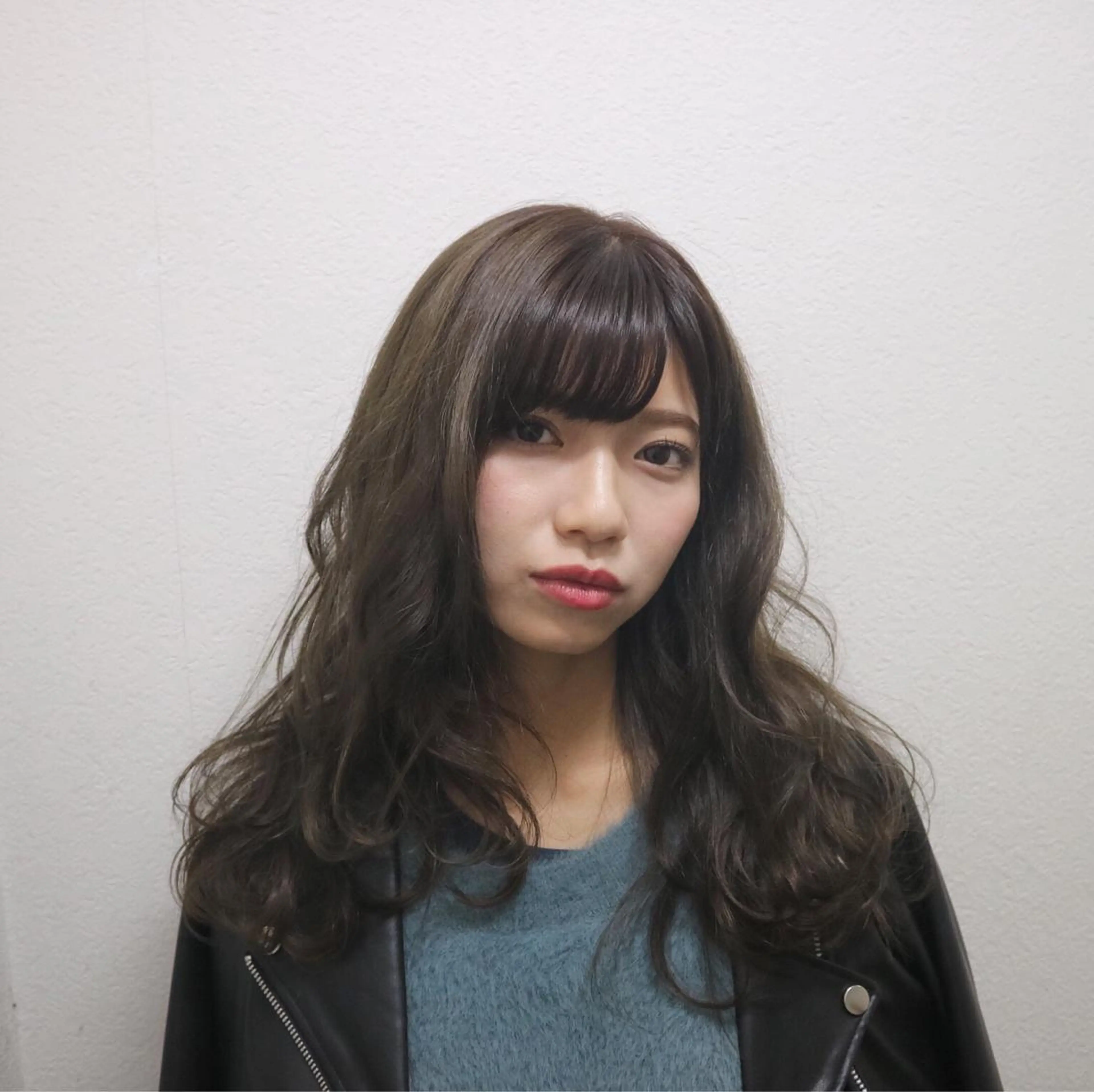 ミディアム カラー アディクシーカラー アッシュ 透明感カラー グレージュ ハイライトカラー JIL BLAN 京都のヘアスタイル