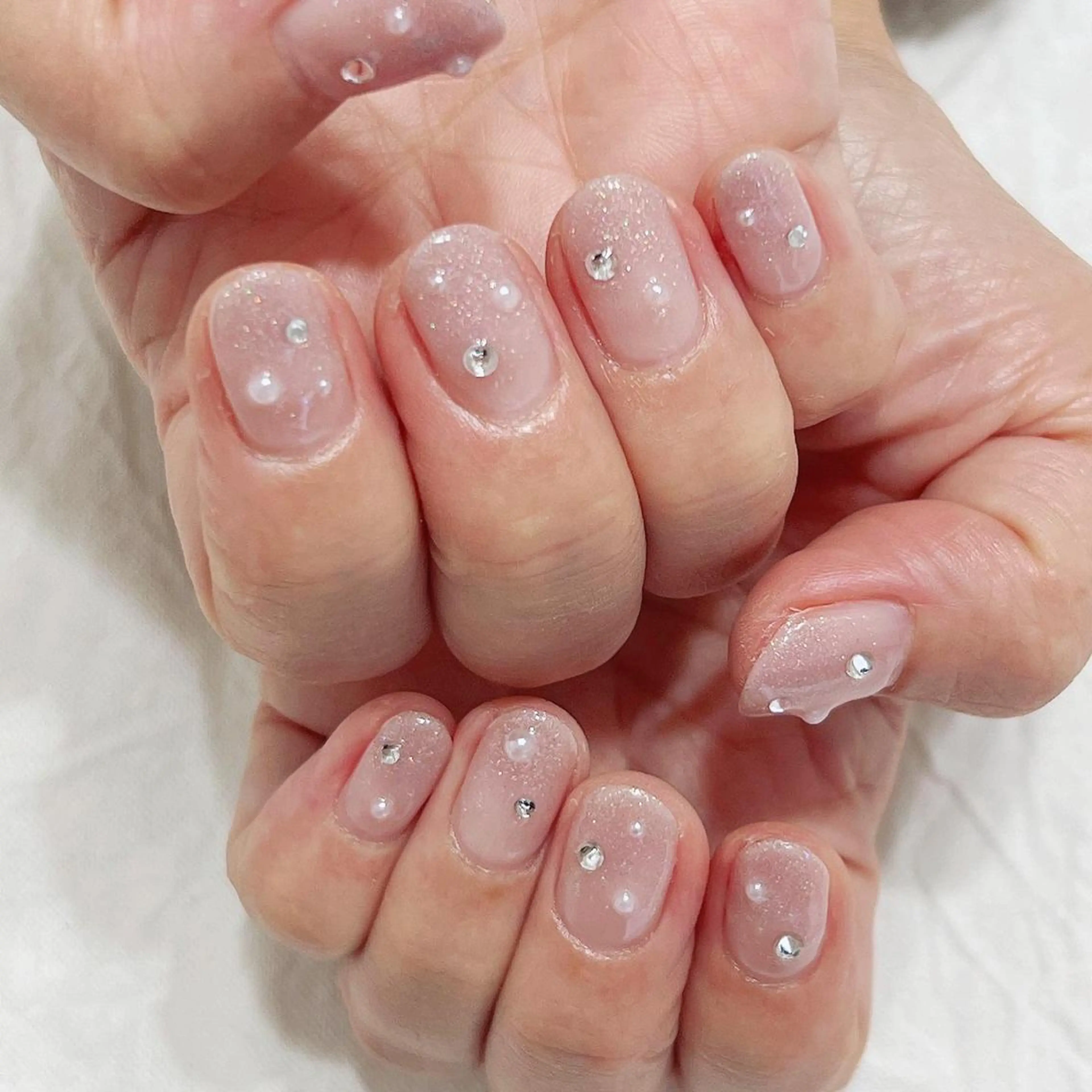 ネイル ラメ(グリッター) ラメグラデーション ストーンネイル ハンドネイル peaberry nailのネイルデザイン