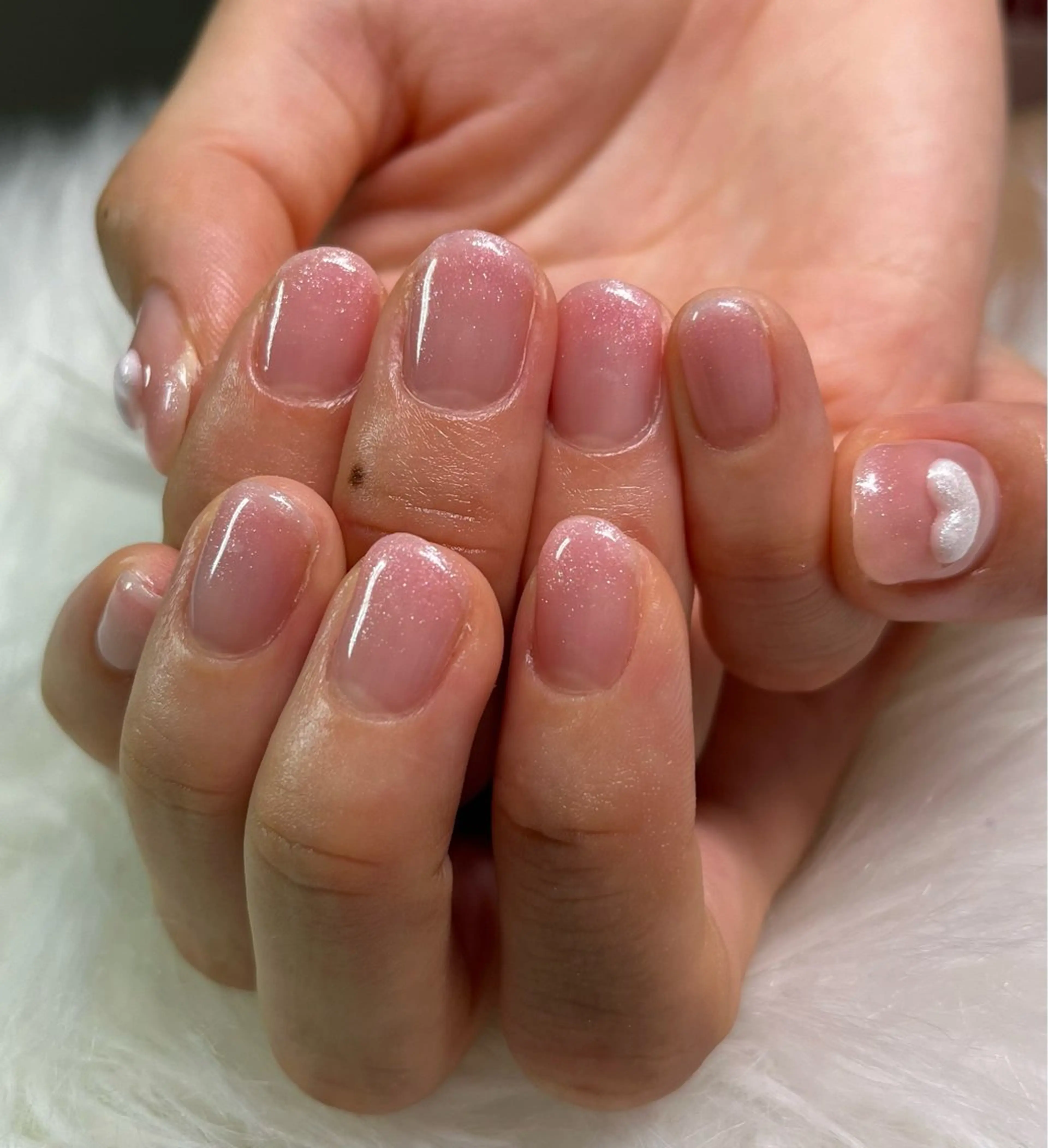 ネイル ラメ(グリッター) ピンク シンプルネイル ハンドネイル 🏠自宅 サロン💅natsuのネイルデザイン
