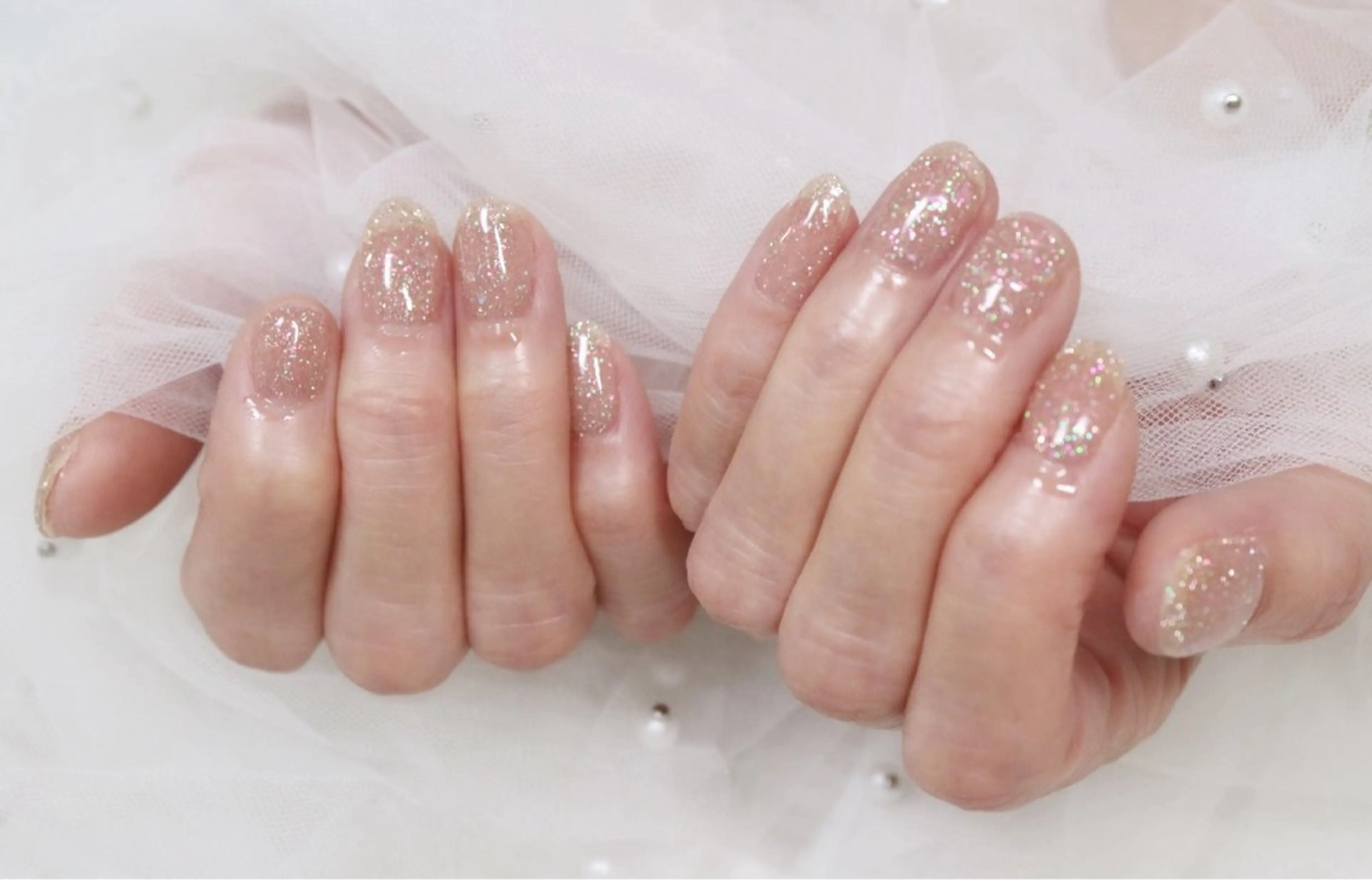 ネイル フラッシュネイル なつか🍒パラジェル 新宿三丁目1分💘のネイルデザイン