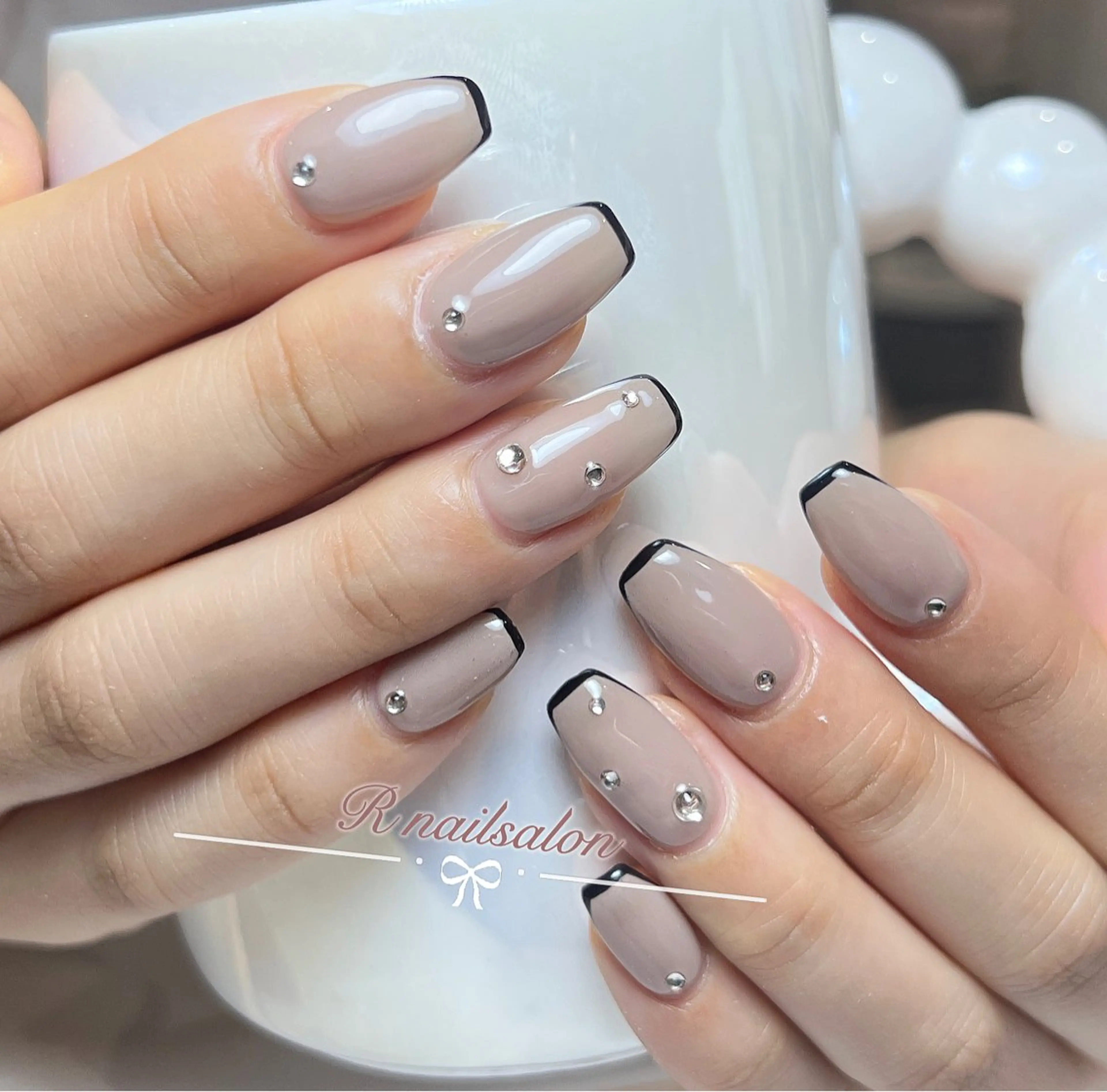 セミロング ハンドネイル R NAILSALONのネイルデザイン