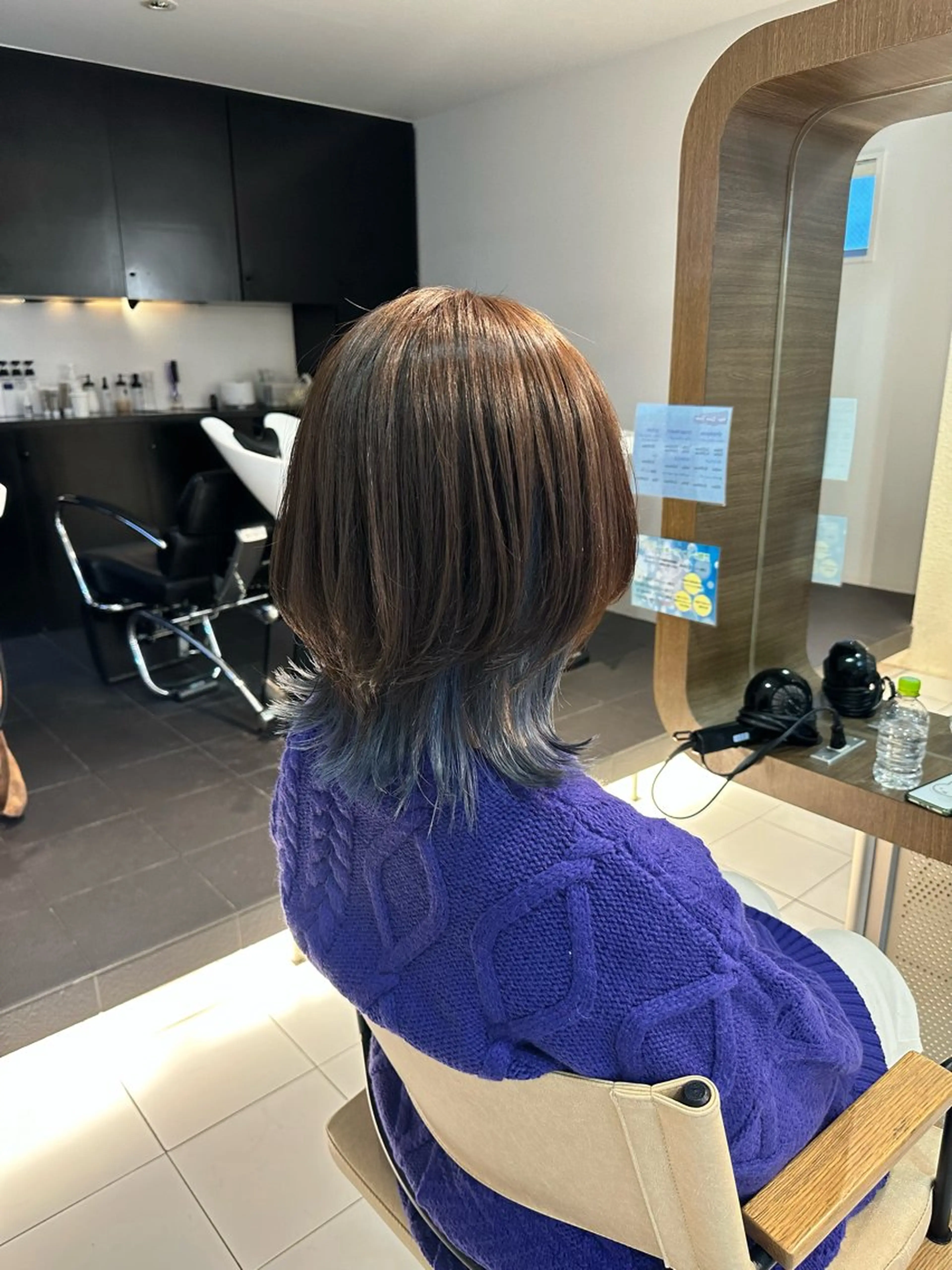 ミディアム カラー ウルフカット カット ヘアカラー アニメオタク美容師✂ miharuのヘアスタイル