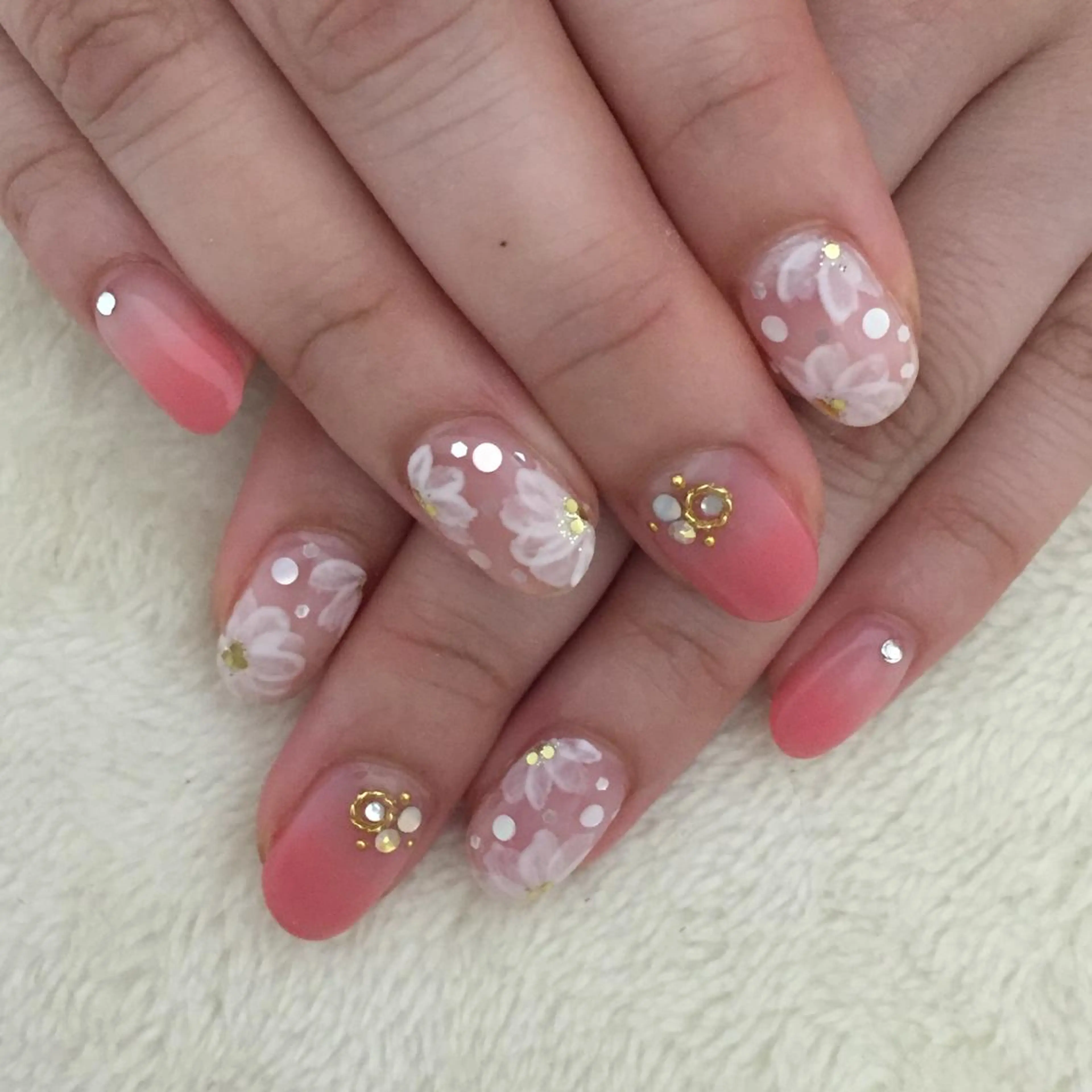 ネイル nail & eyelash Sympa 新横浜所属・𝓢𝔂𝓶𝓹𝓪 𝓜iwako🐰ᩚのネイルデザイン