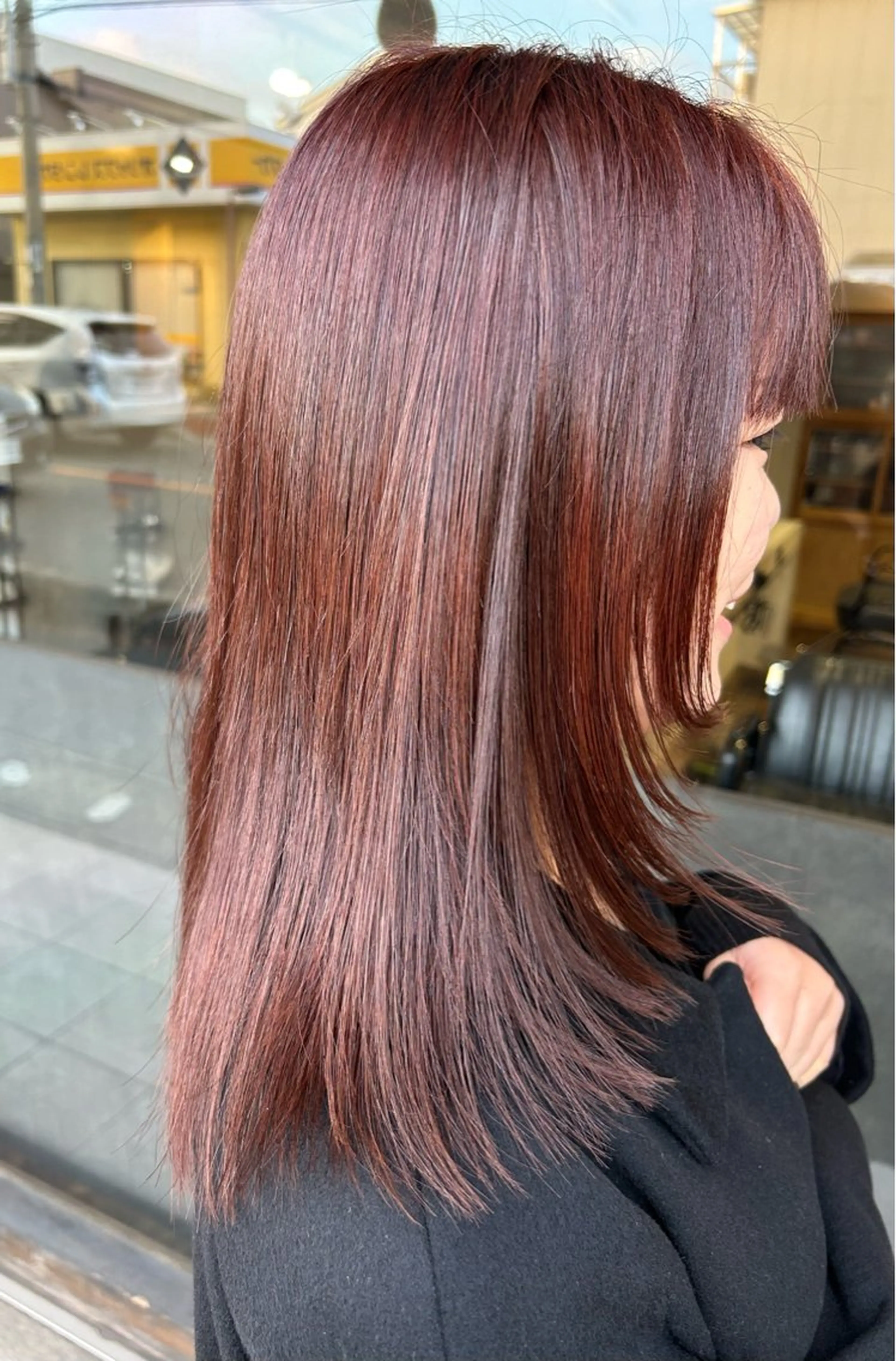 セミロング カラー ブリーチ ブリーチなしカラー レッドカラー ヘアカラー SOLANA所属・【髪質改善】 むかいみきのヘアスタイル