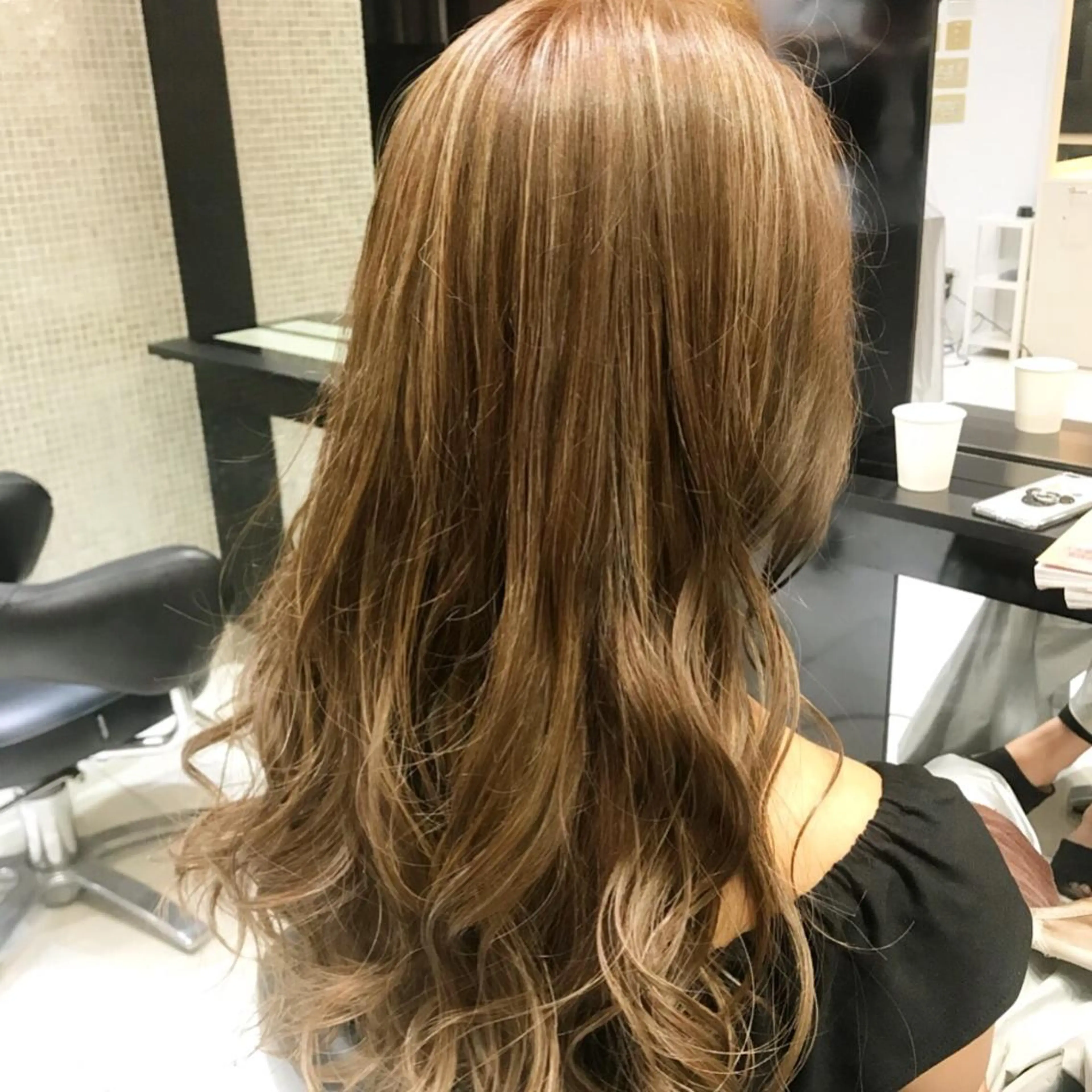 ロング カラー ✨ハイトーン✨透明感 ✨生神　優季のヘアスタイル