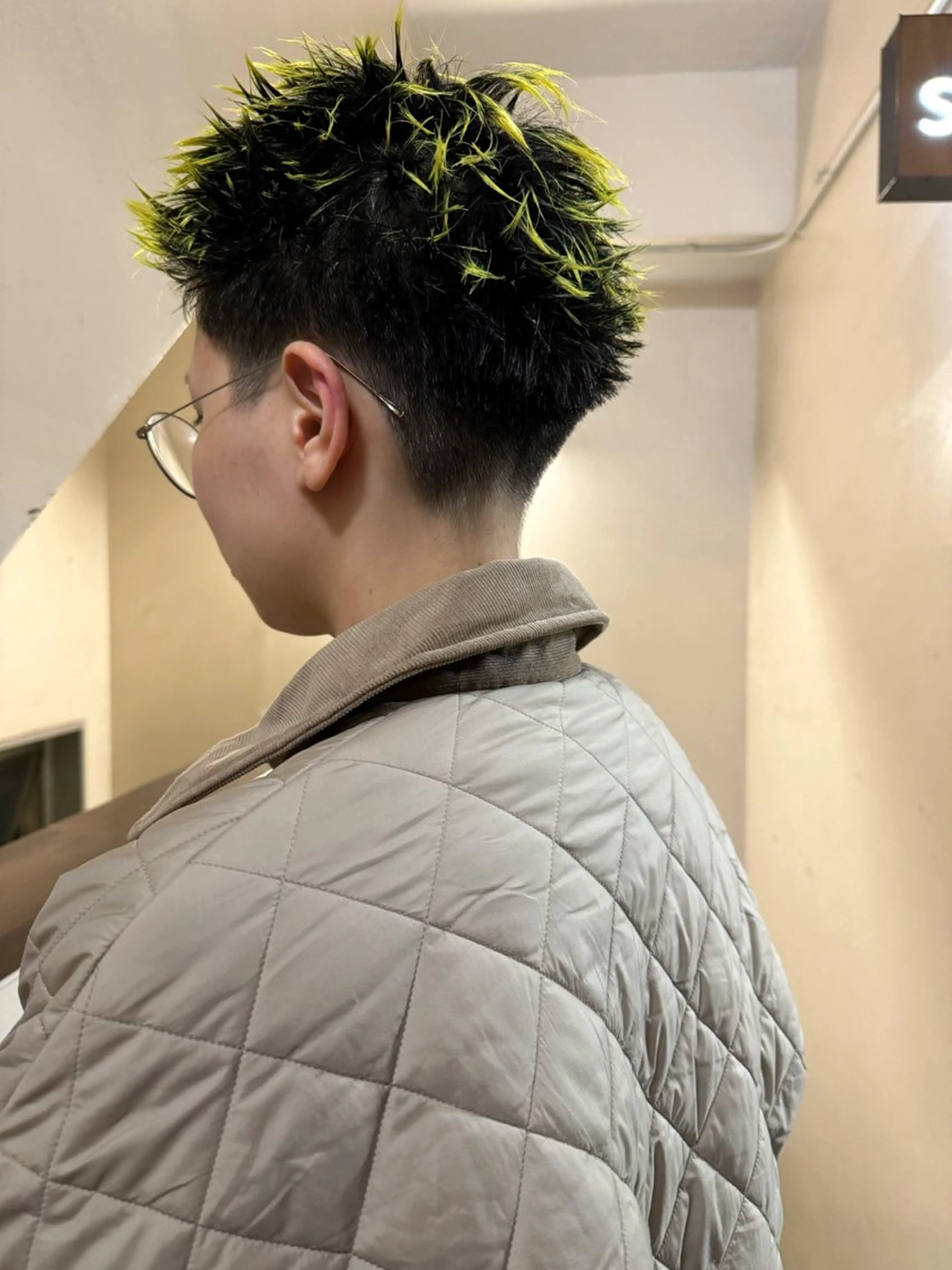ショート カラー ヘアアレンジ カット ヘアカラー トリートメント 丸山渉/パーマ エフェクトブリーチのヘアスタイル