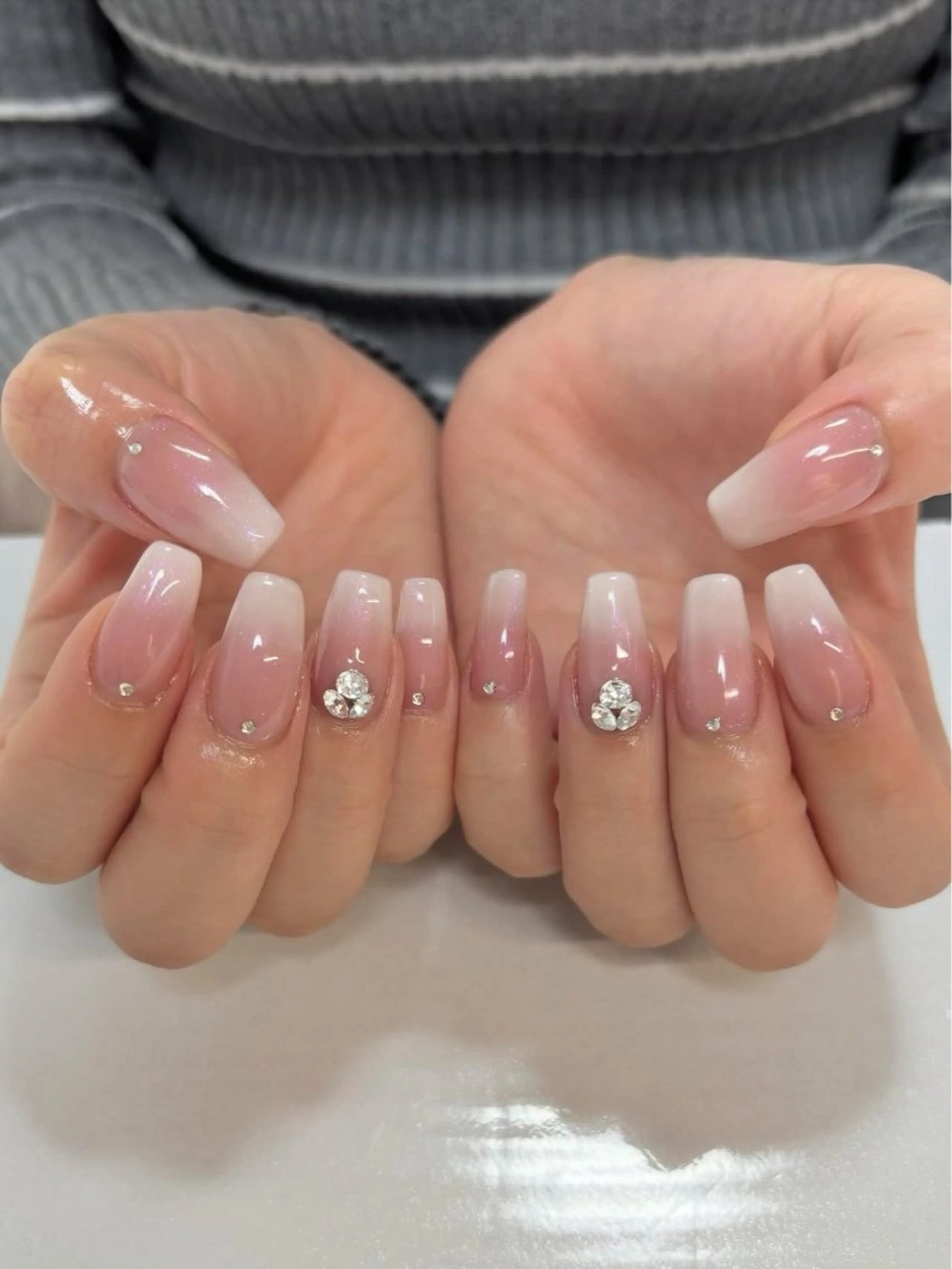 ネイル アートネイル 長さ出し ジェルネイル マグネットネイル ニュアンスネイル ハンドネイル KIM キムのネイルデザイン