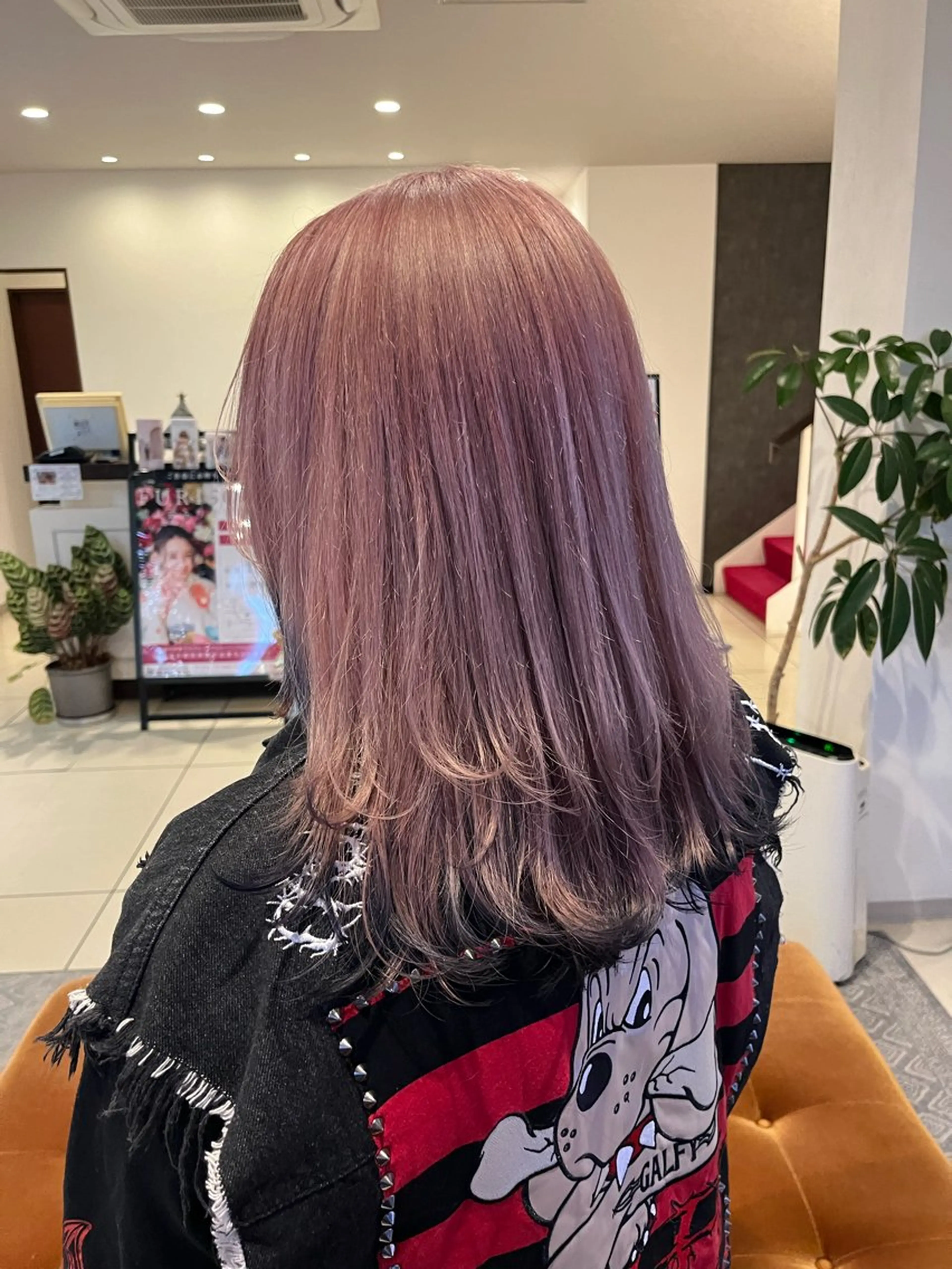 セミロング カラー 渋谷/ブリーチ/暖色 姫汝のヘアスタイル