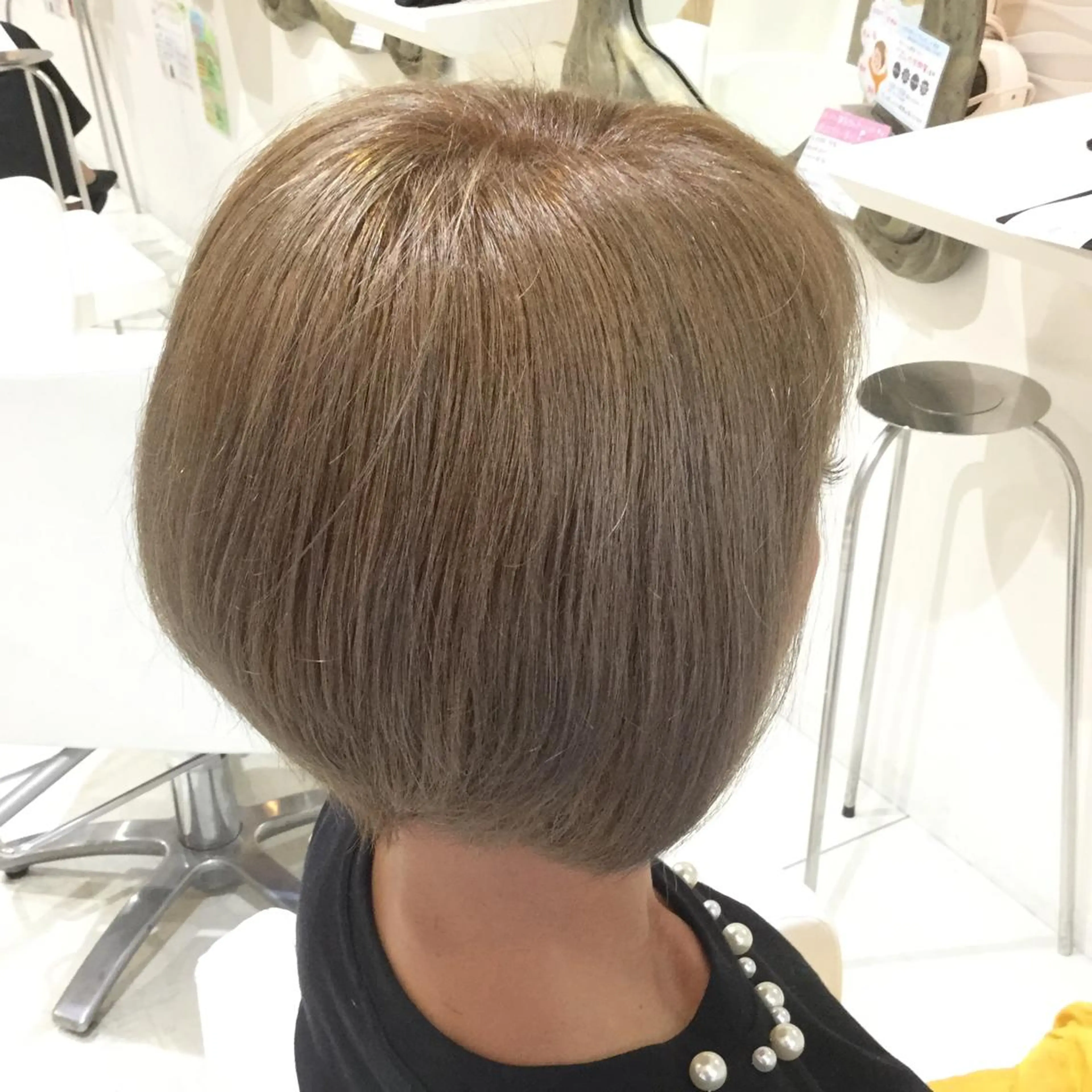 ショート カラー カット ヘアカラー 松吉 純平のヘアスタイル