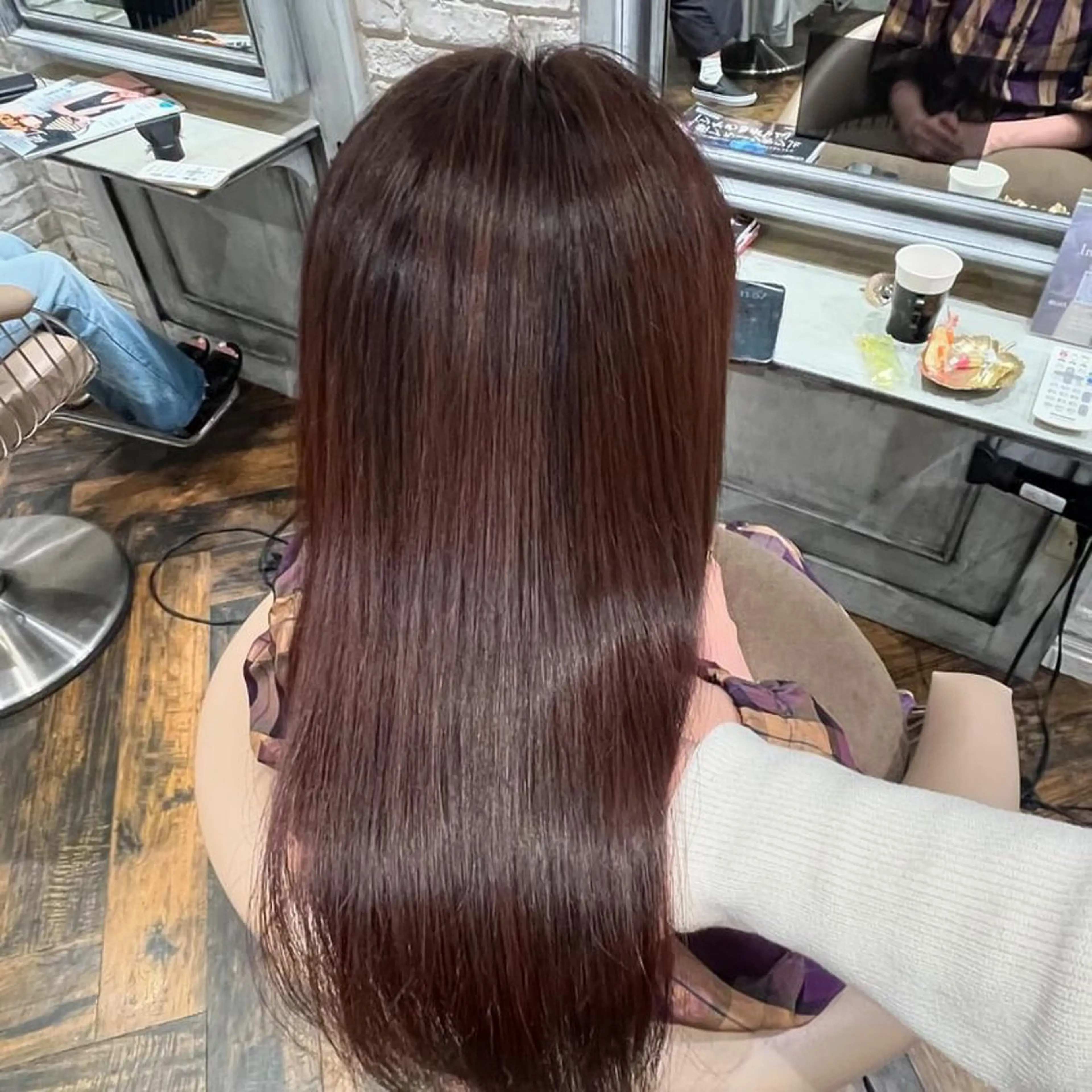 ロング 髪質改善 縮毛矯正 酸性ストレート issa academyのヘアスタイル