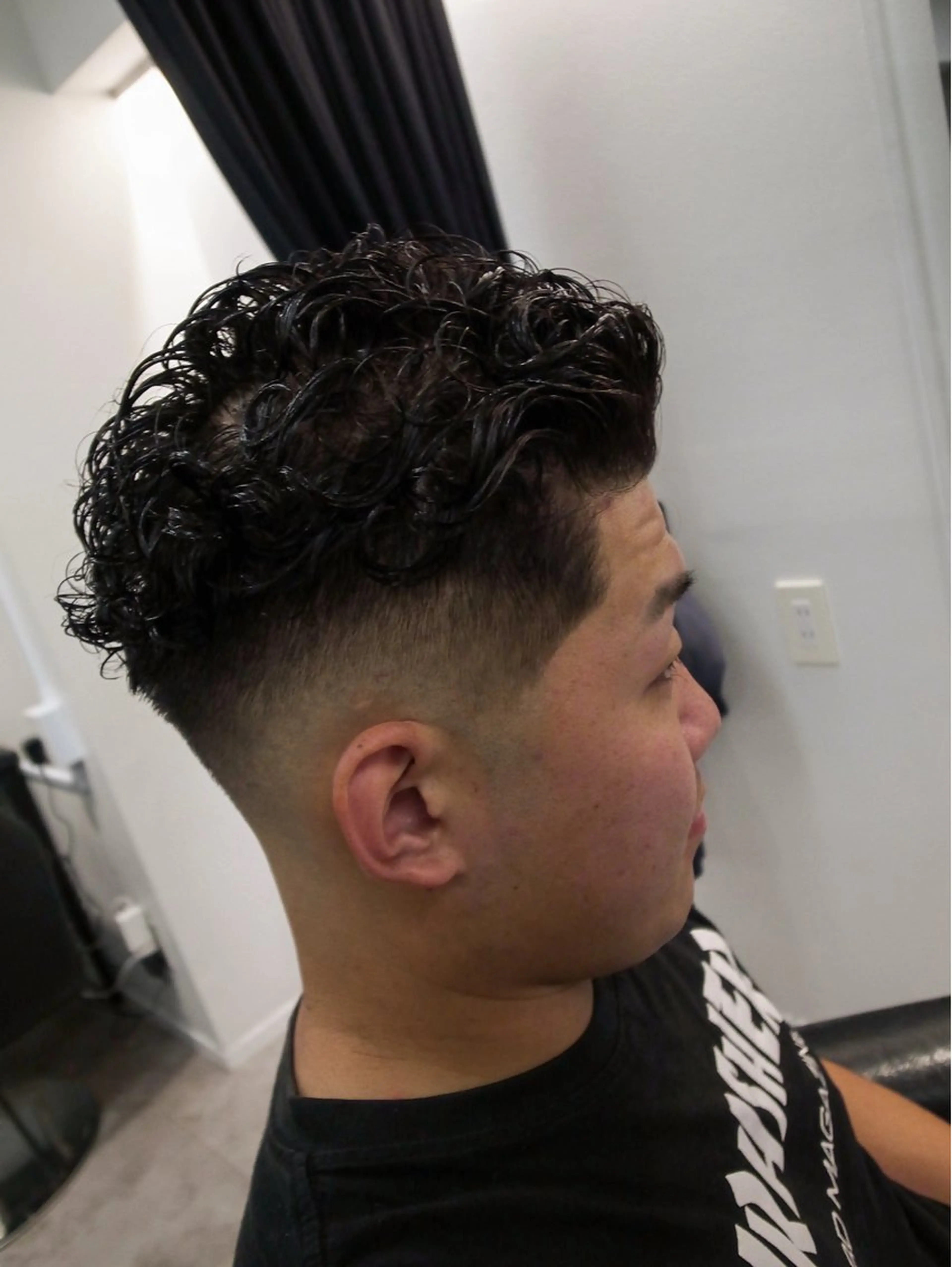 ショート パーマ メンズ カット パーマ INTRO SHIBUYA by Fi-Ne所属・💈メンズフェード 特化DAIYA💈のヘアスタイル