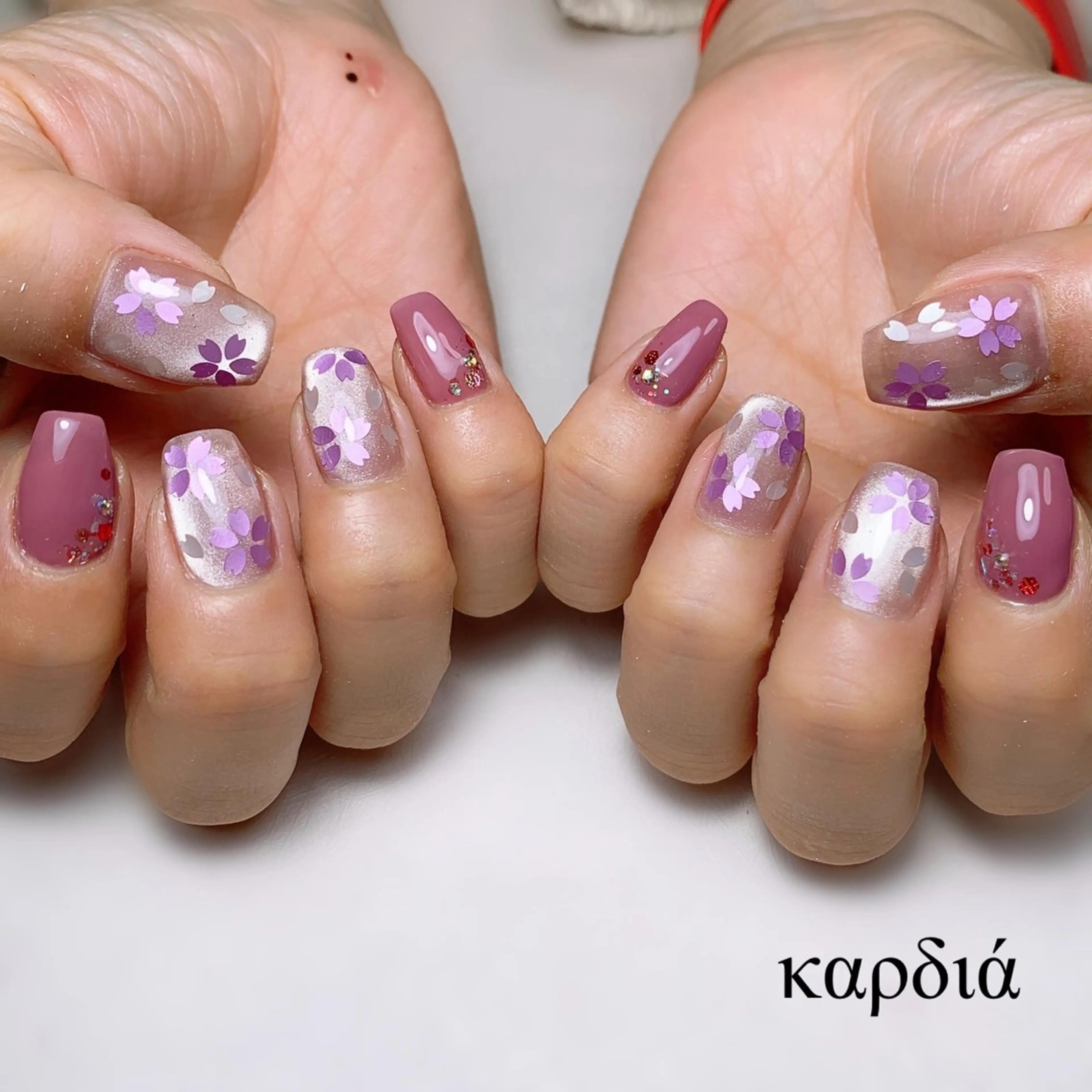 ネイル ハンドネイル καρδιά -ｶﾙﾃﾞｨｱ-のネイルデザイン