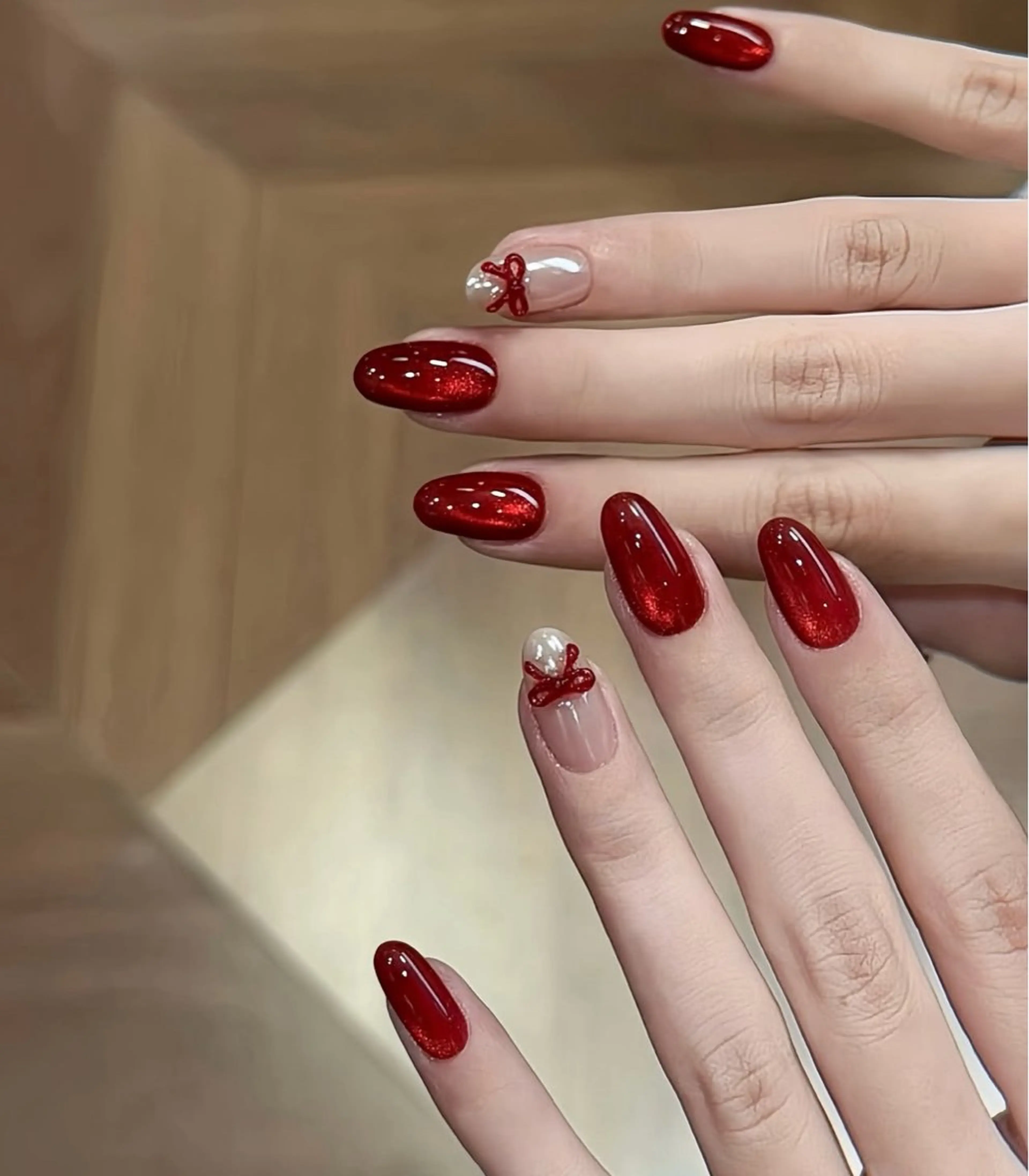 ネイル ボルドー チークネイル 成人式 フレンチネイル グラデーション ハンドネイル LynaOtsuka Nailのネイルデザイン