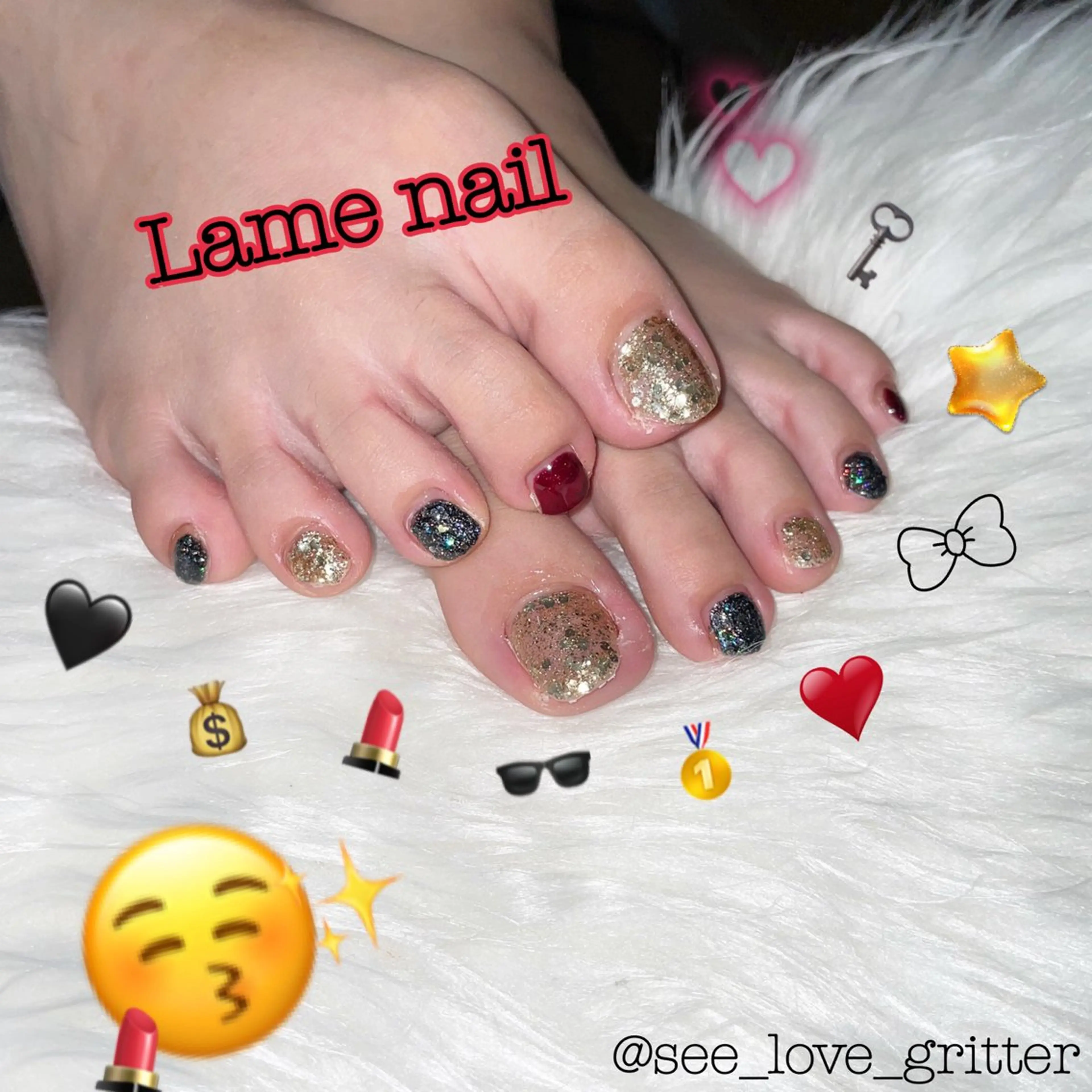 ミディアム see love gritterのネイルデザイン