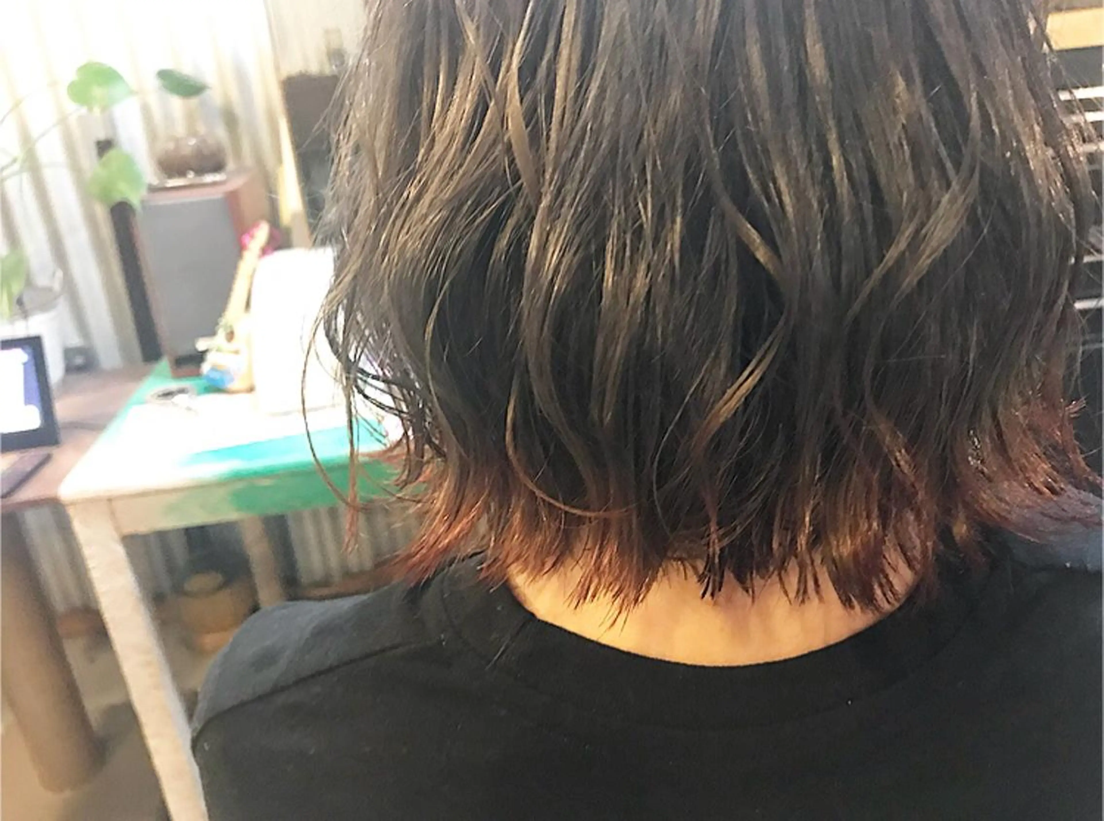 ショート ヘアカラー 玉木 育実のヘアスタイル