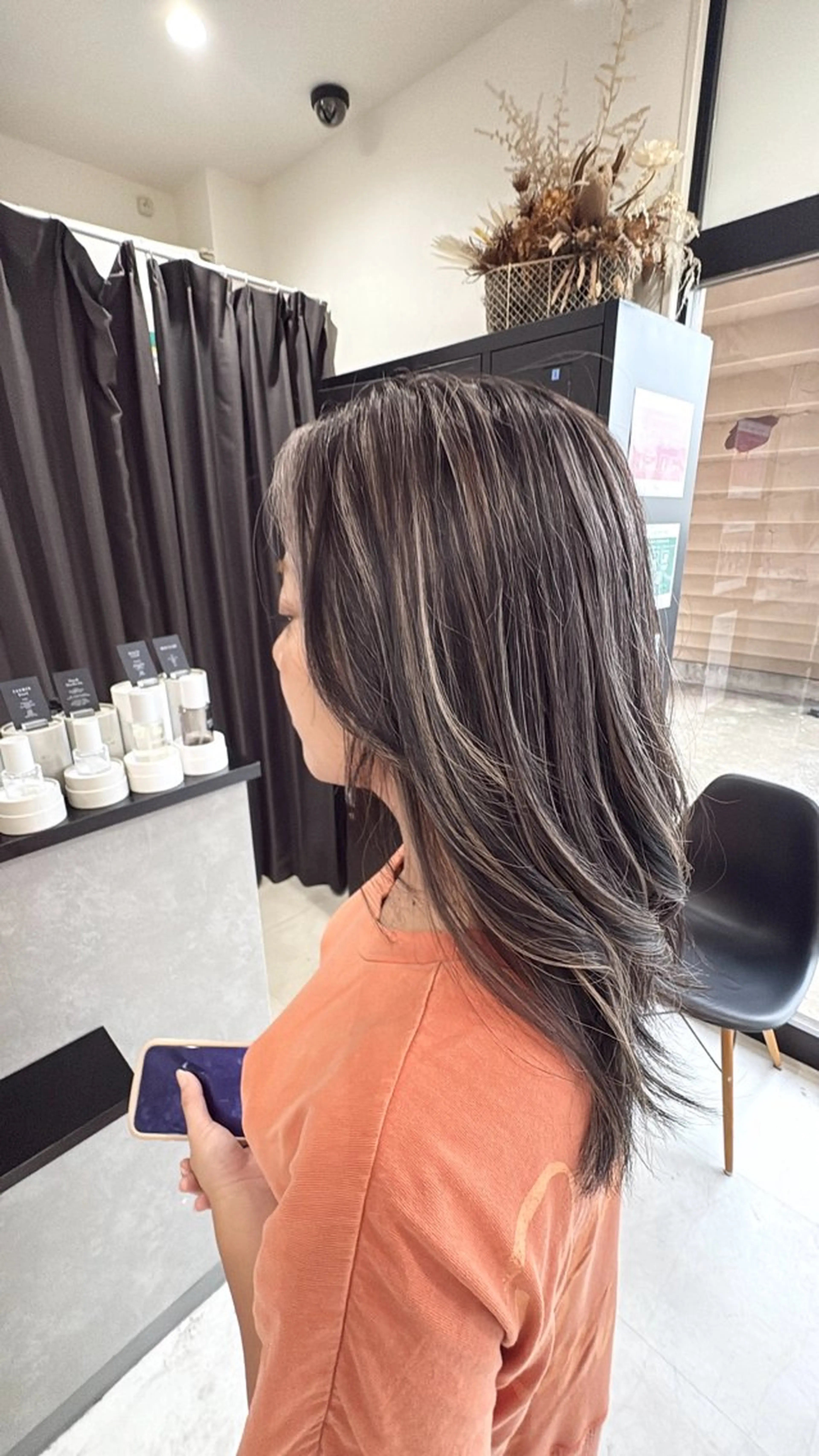 ミディアム カット ヘアカラー 小沢 真澄のヘアスタイル